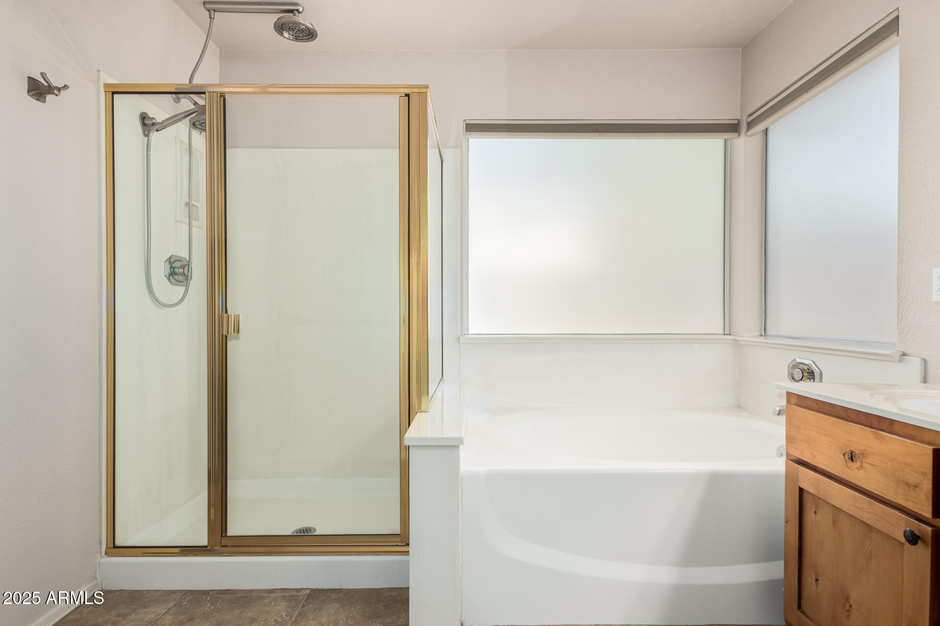 4102 E CATHEDRAL ROCK Drive