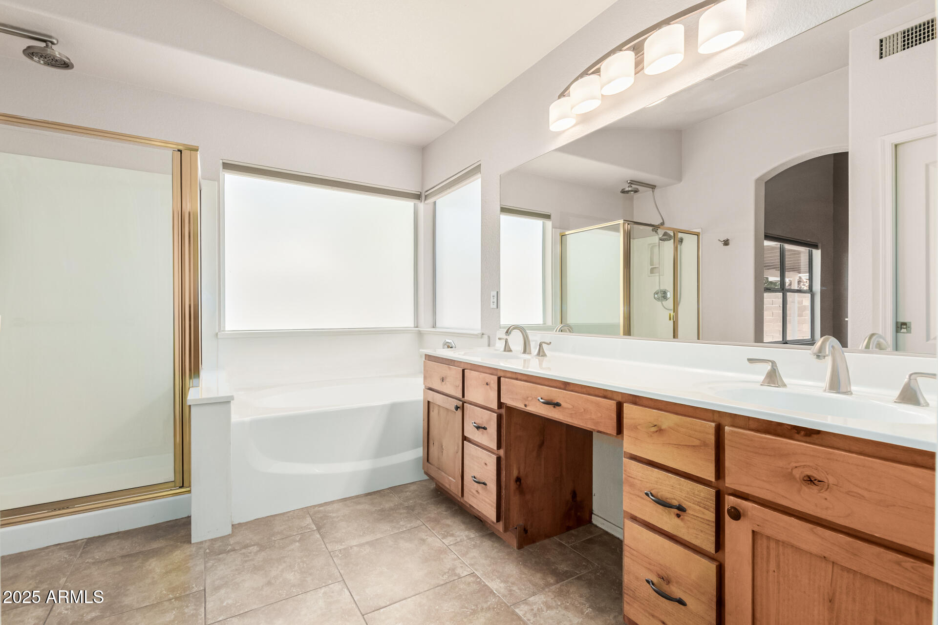 4102 E CATHEDRAL ROCK Drive