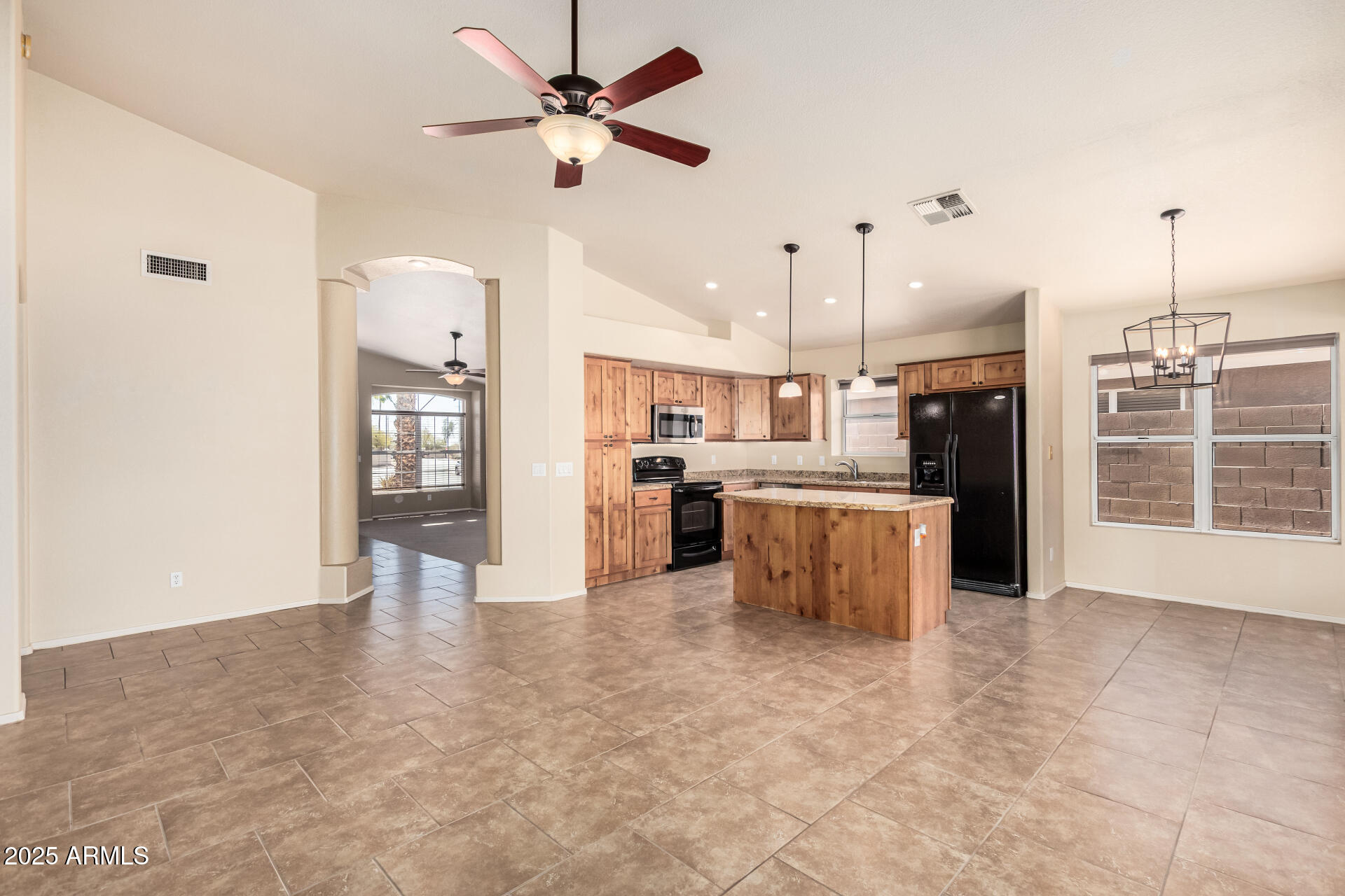 4102 E CATHEDRAL ROCK Drive