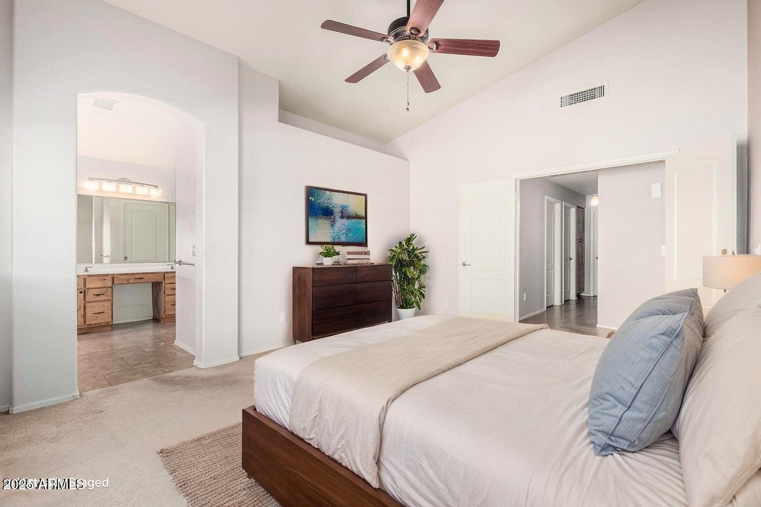 4102 E CATHEDRAL ROCK Drive