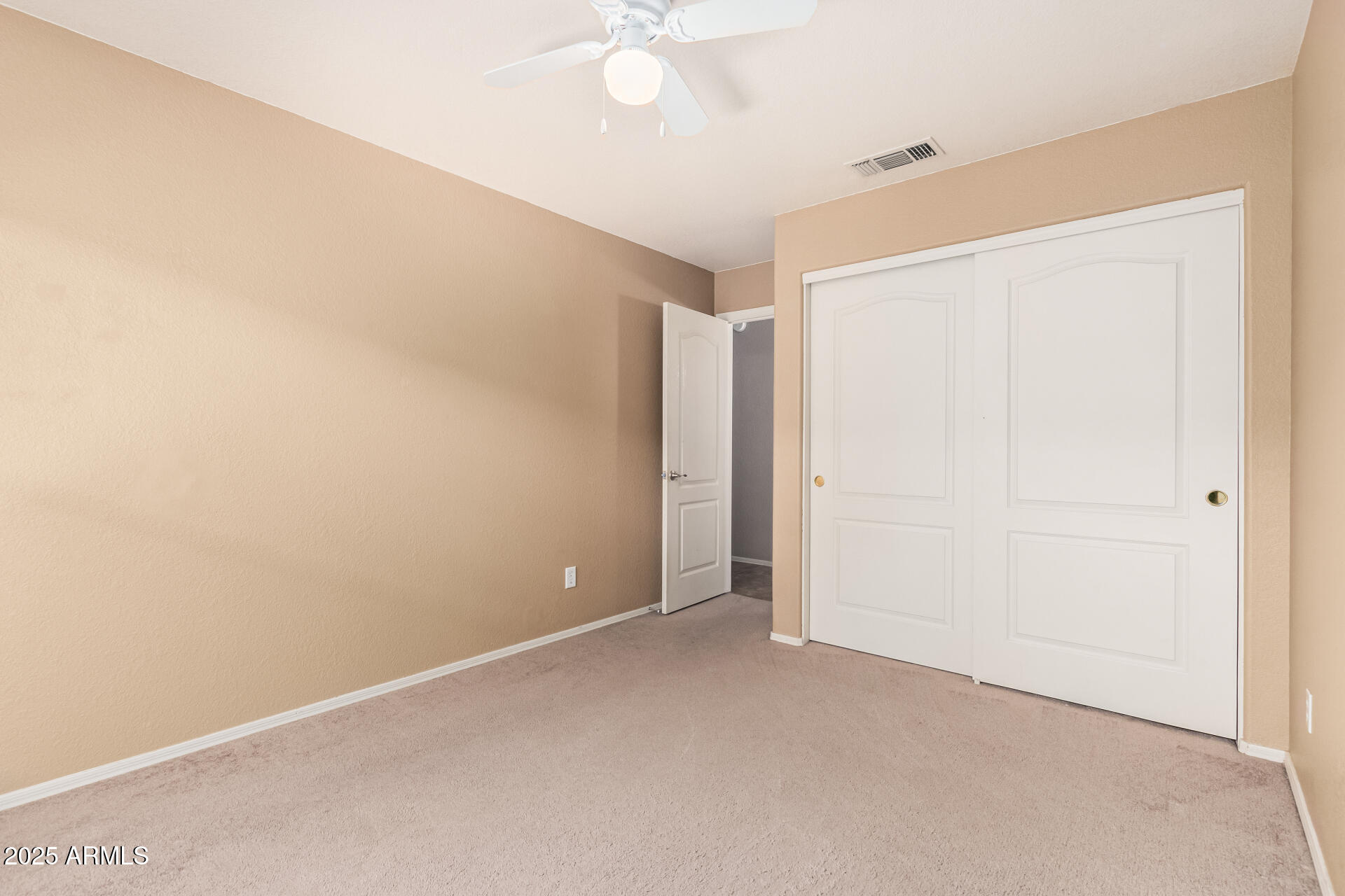 4102 E CATHEDRAL ROCK Drive