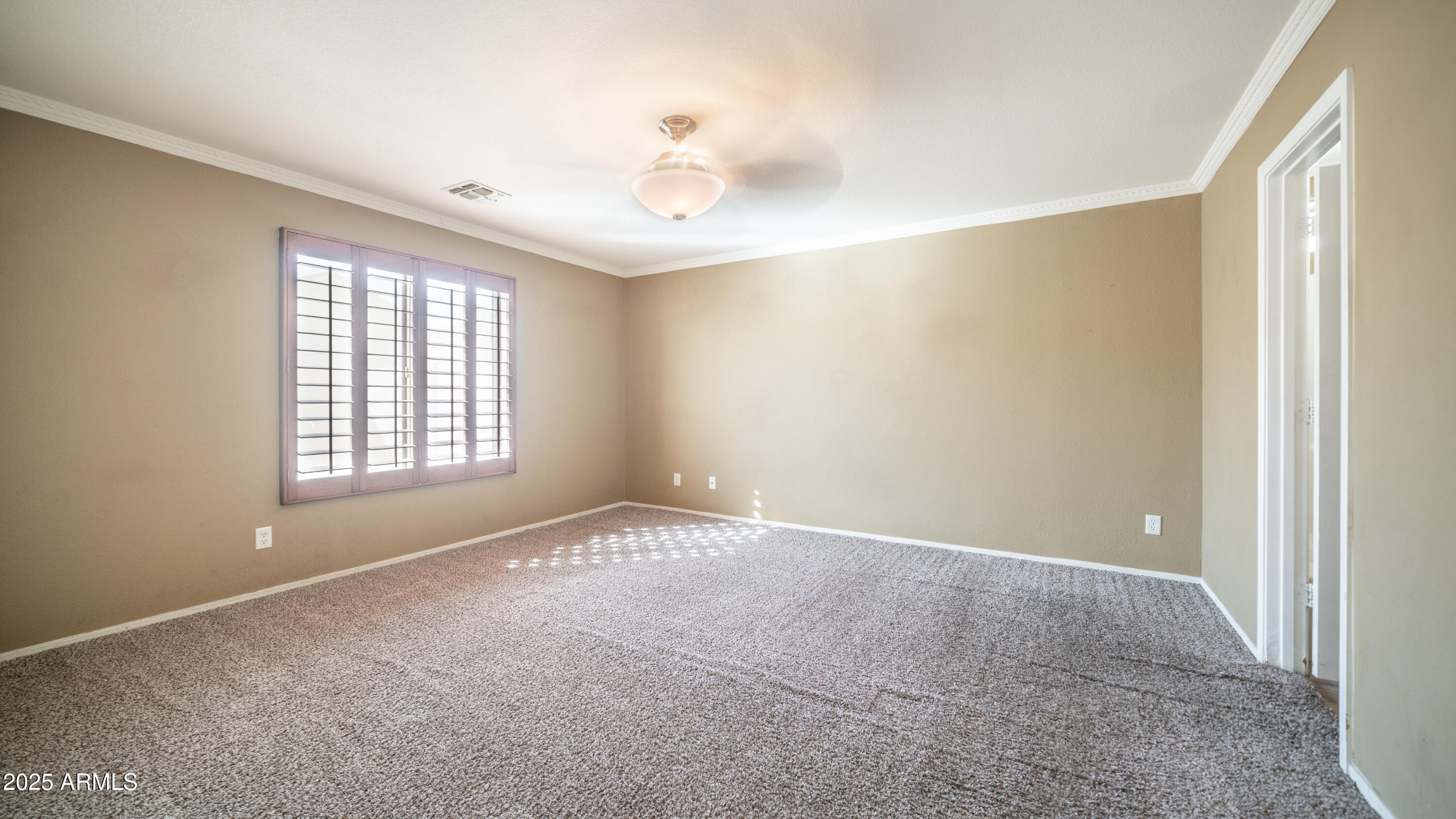 10851 E CLOVIS Avenue