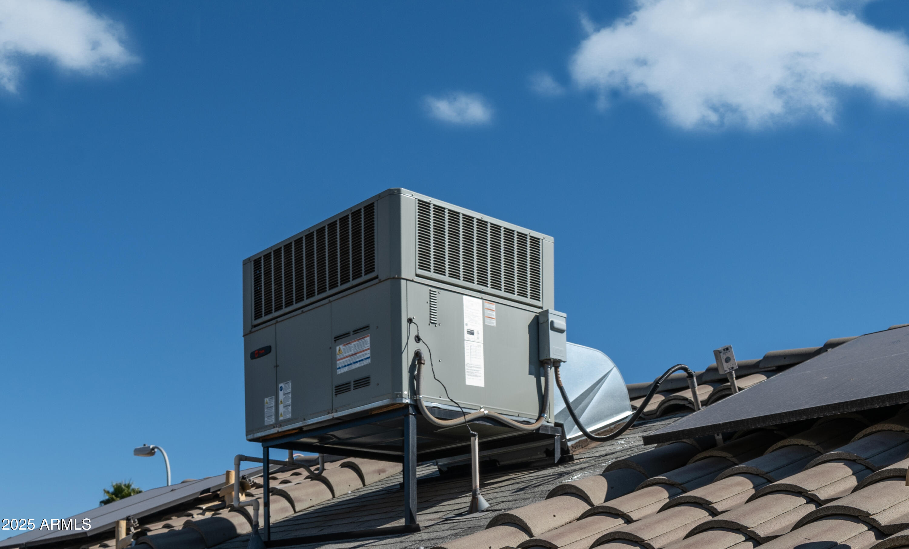 10851 E CLOVIS Avenue