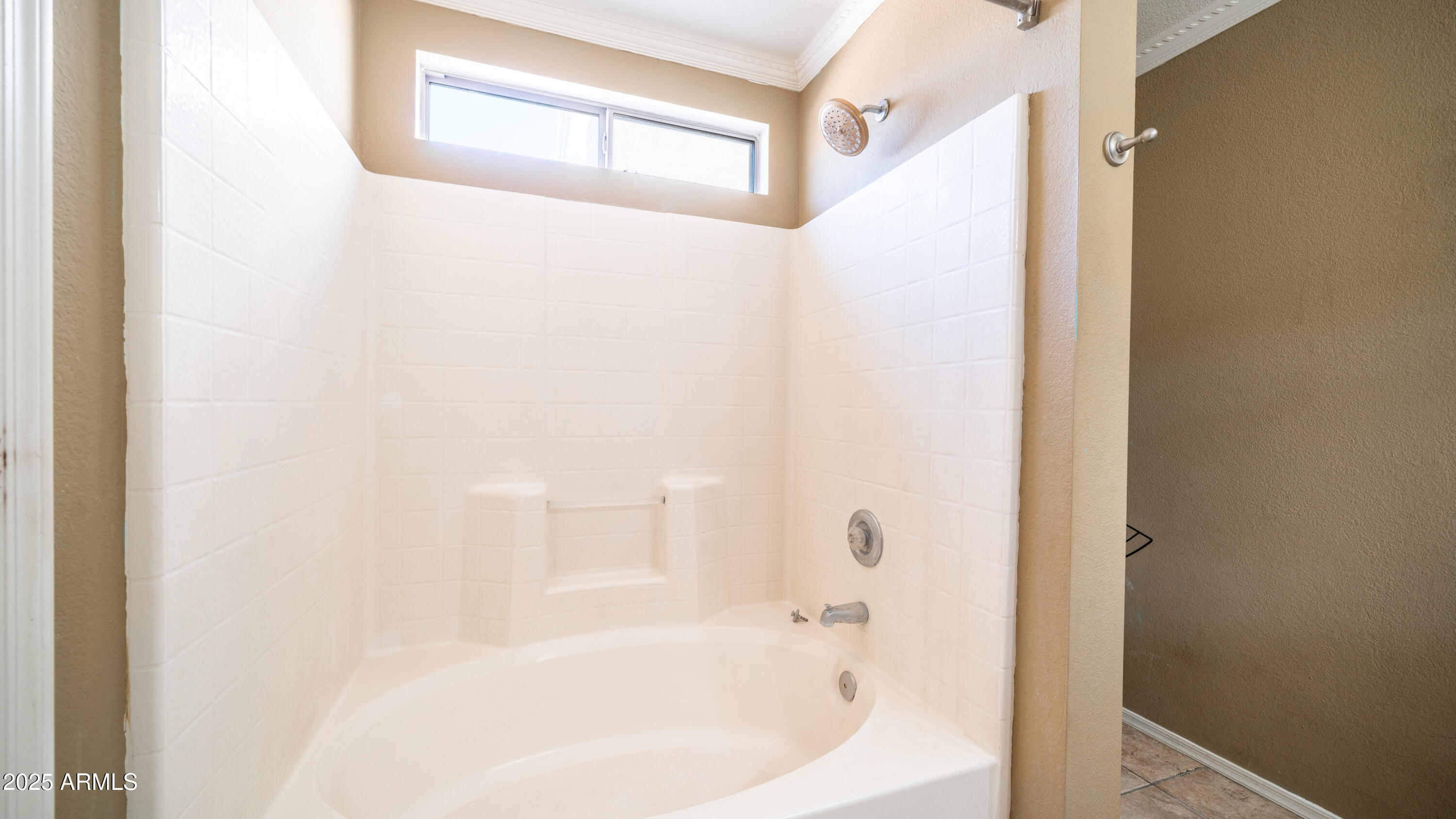 10851 E CLOVIS Avenue