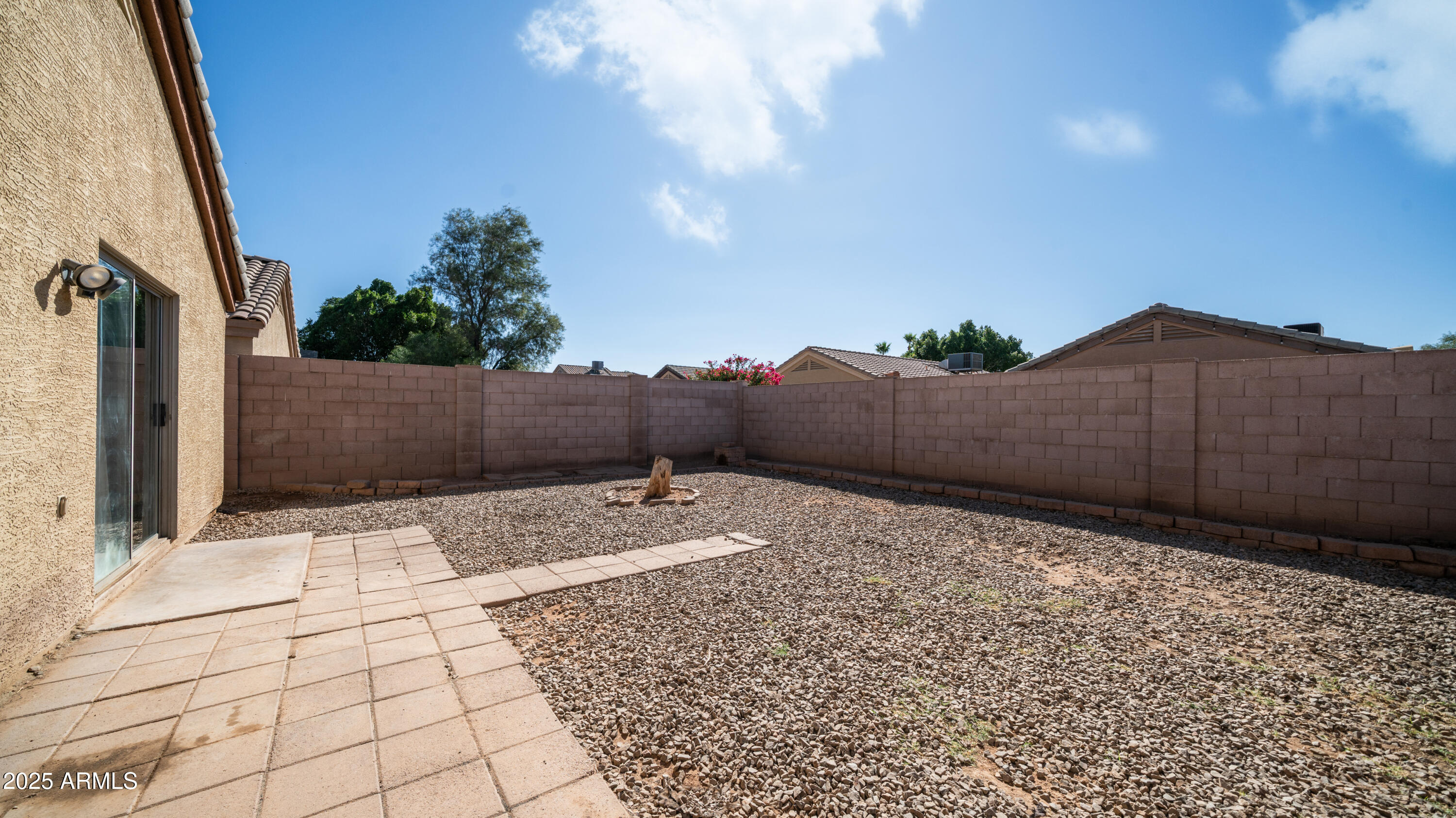 10851 E CLOVIS Avenue