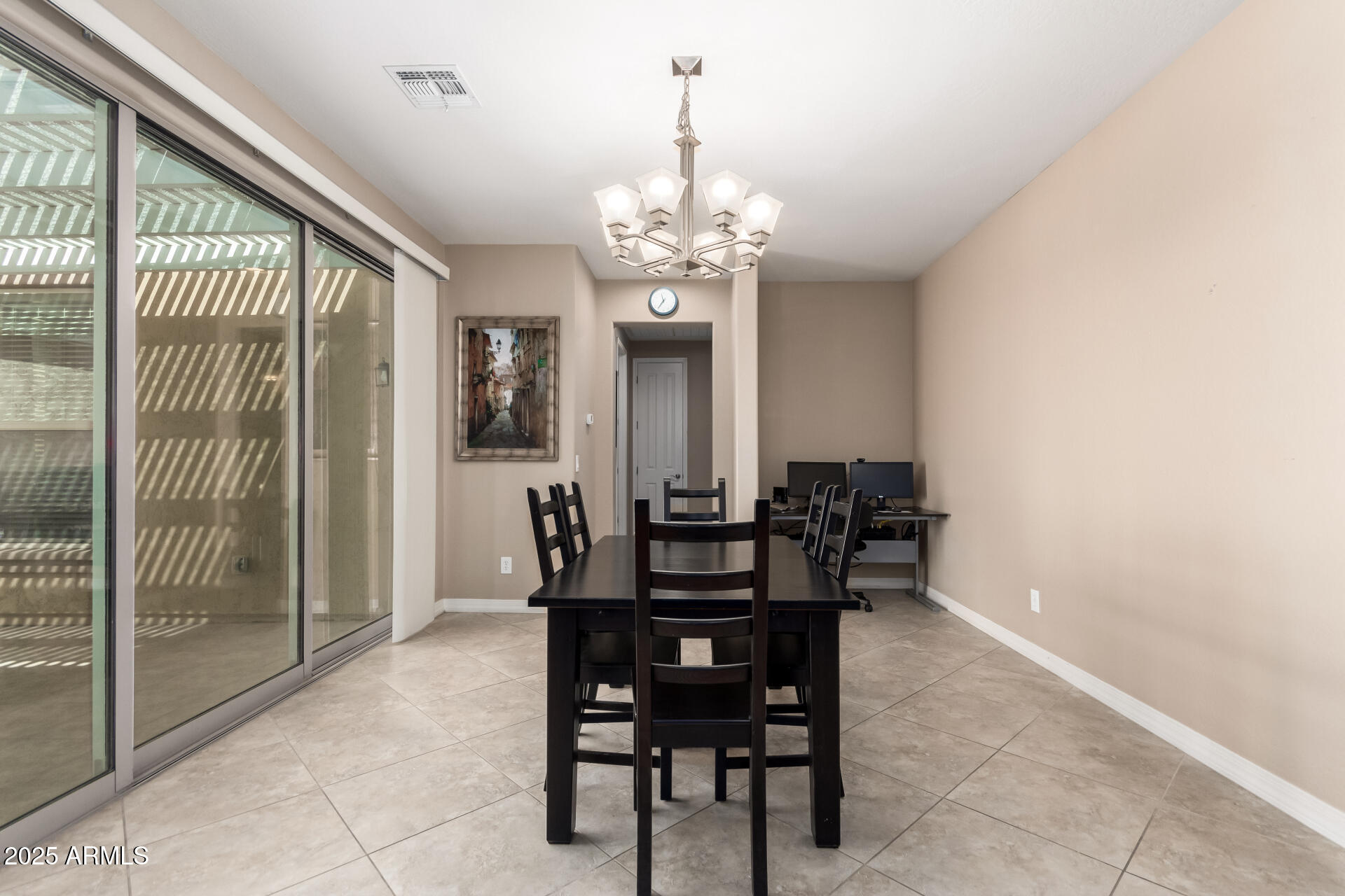 9062 W NICOLET Avenue