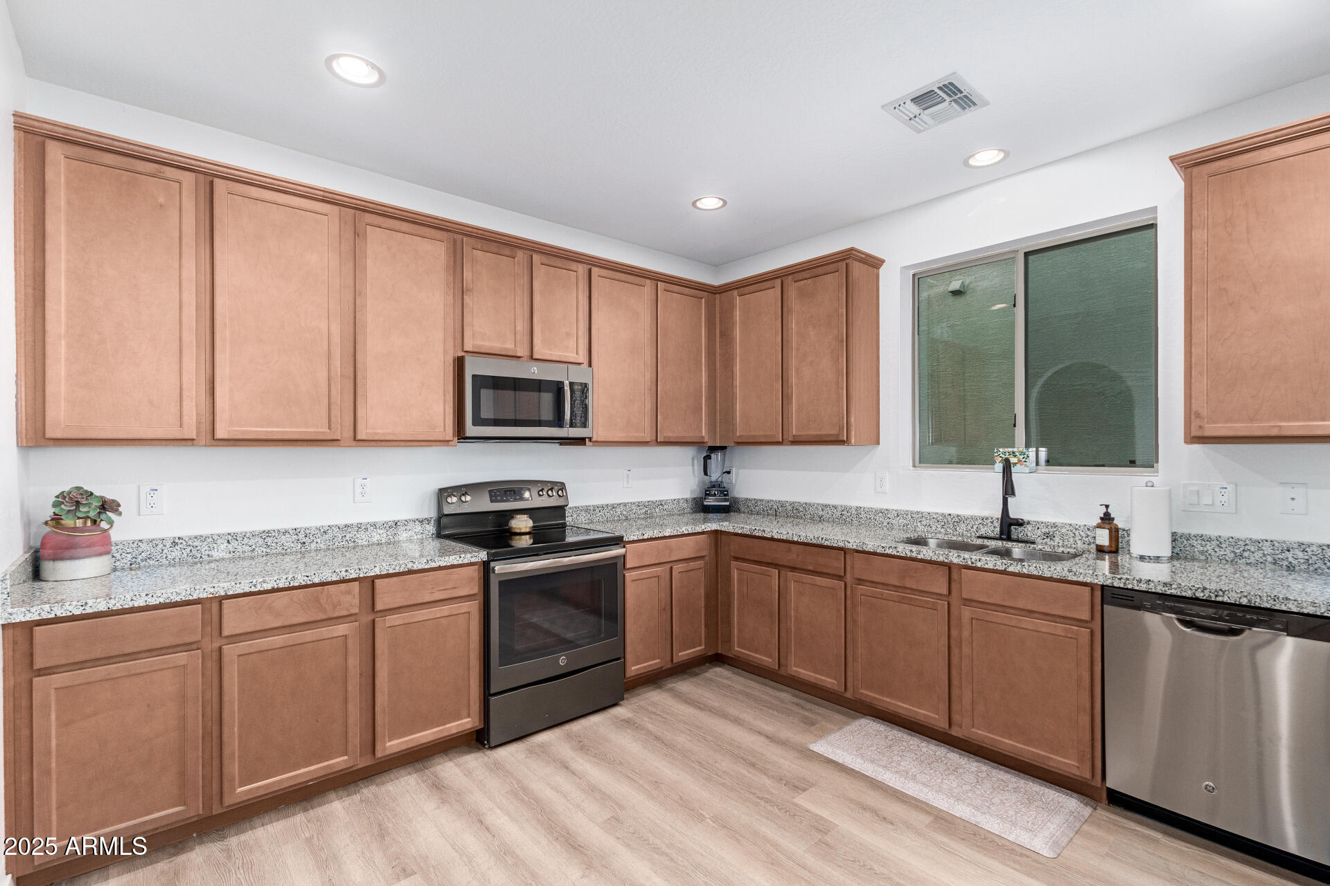 3002 N SONORAN Hills