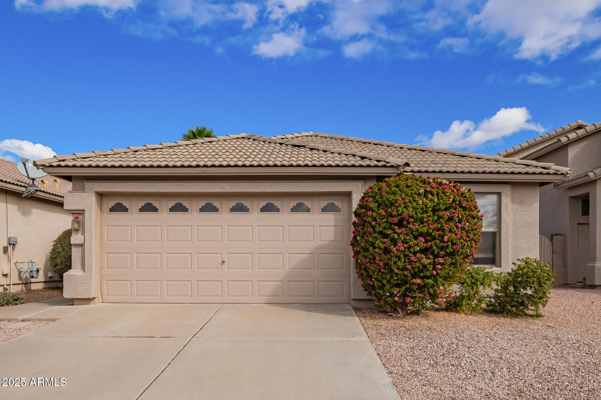 4732 E AMBERWOOD Drive