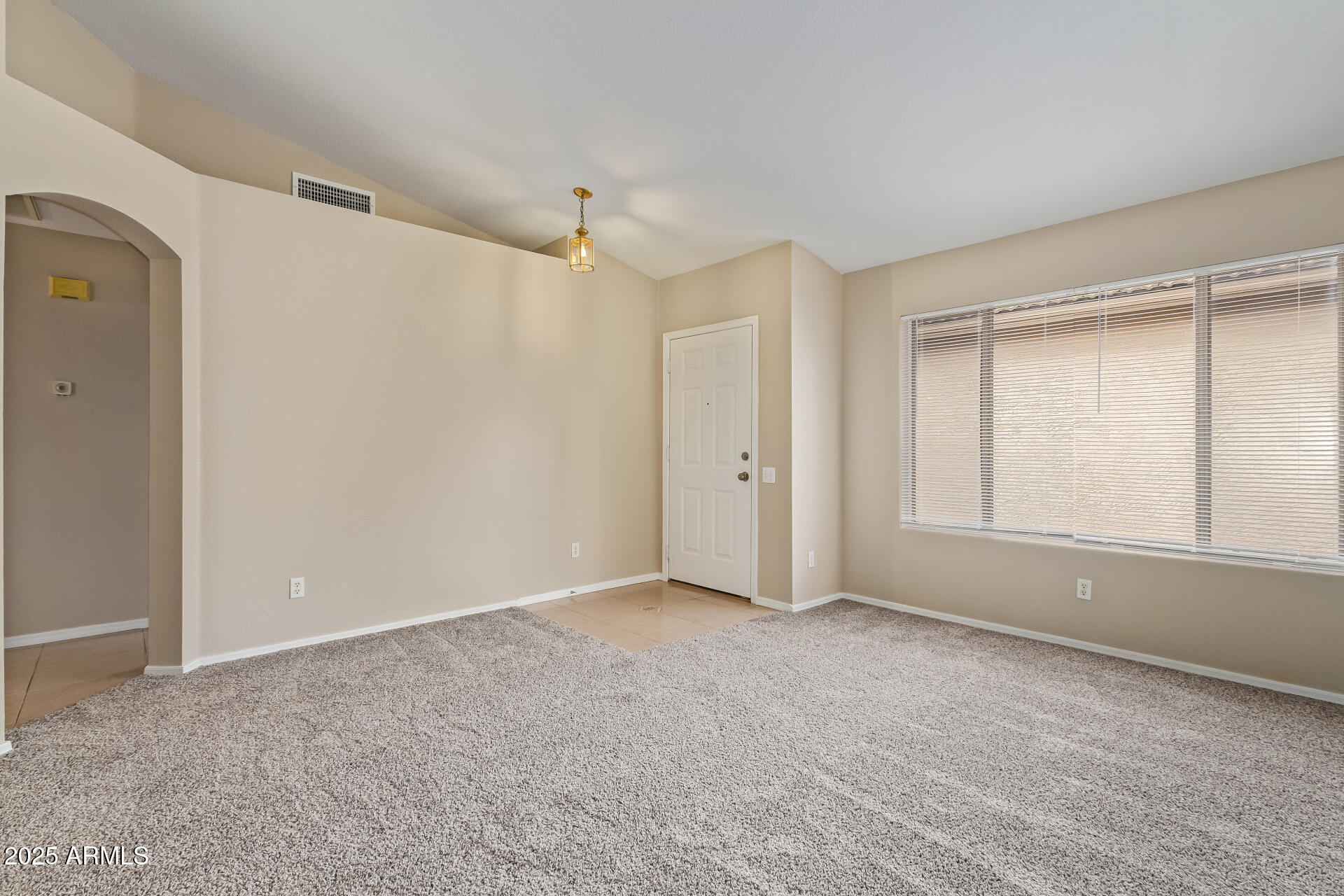 4732 E AMBERWOOD Drive