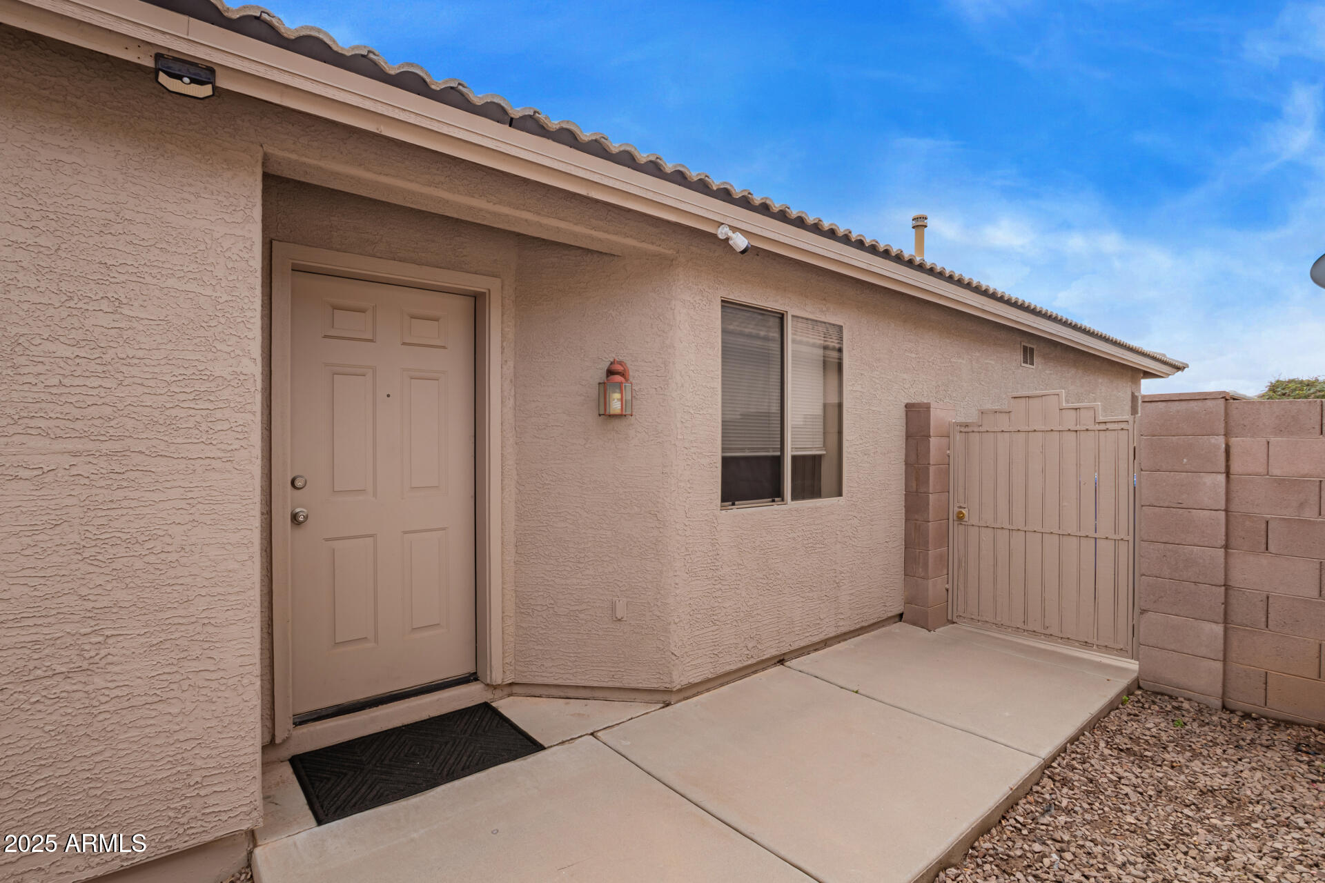 4732 E AMBERWOOD Drive