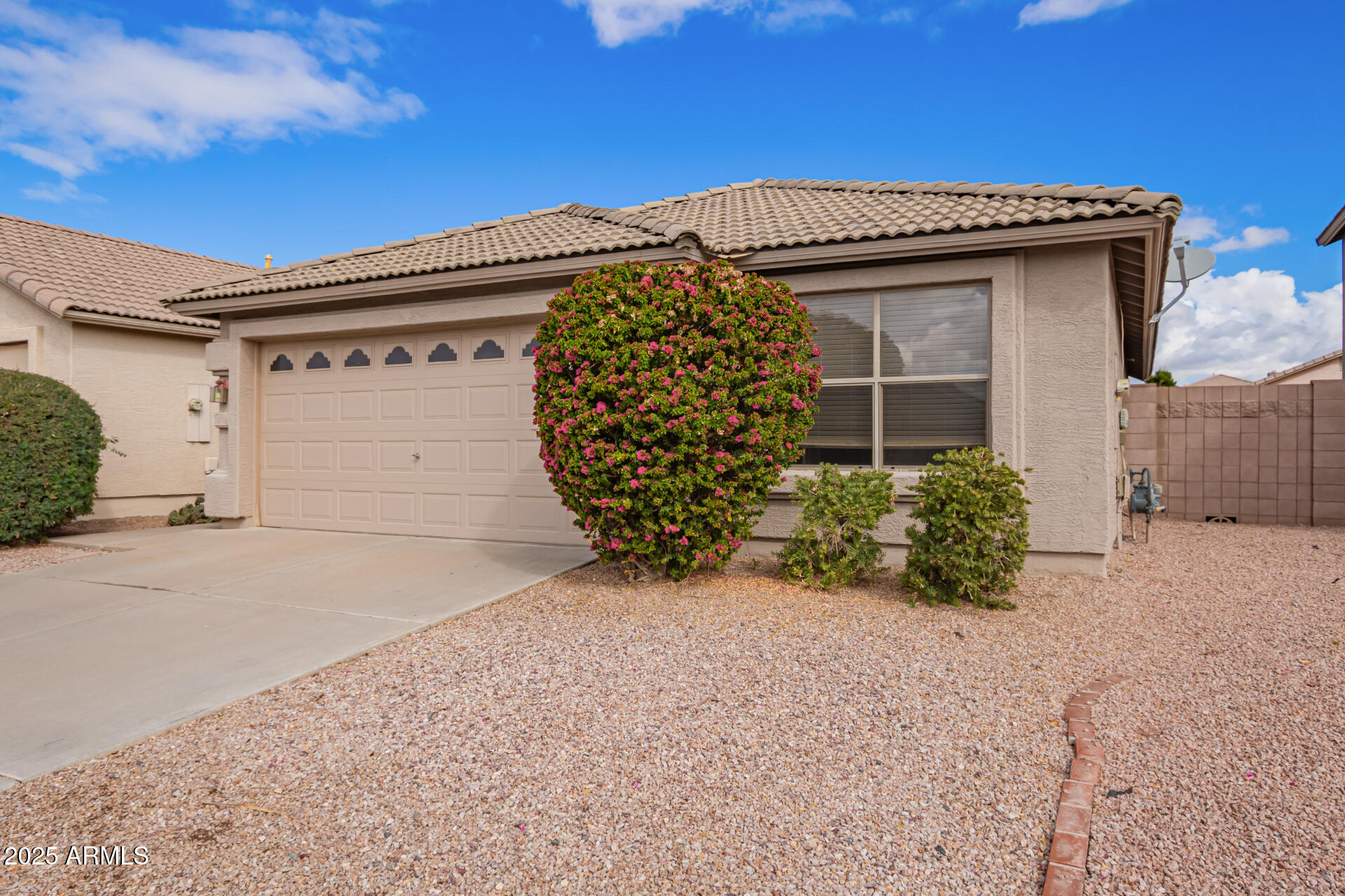 4732 E AMBERWOOD Drive