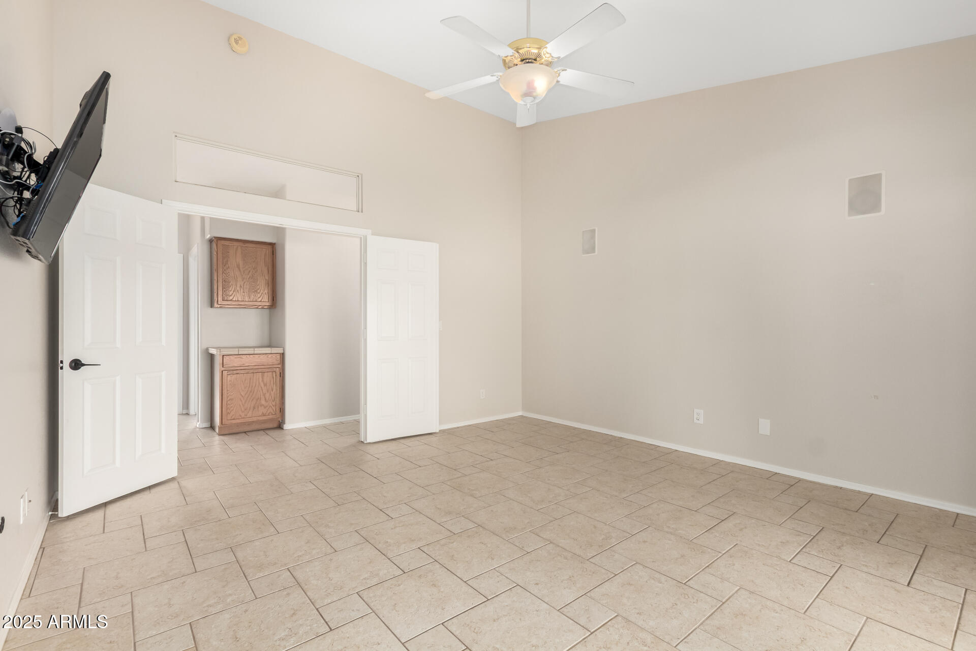 265 N Starboard Drive