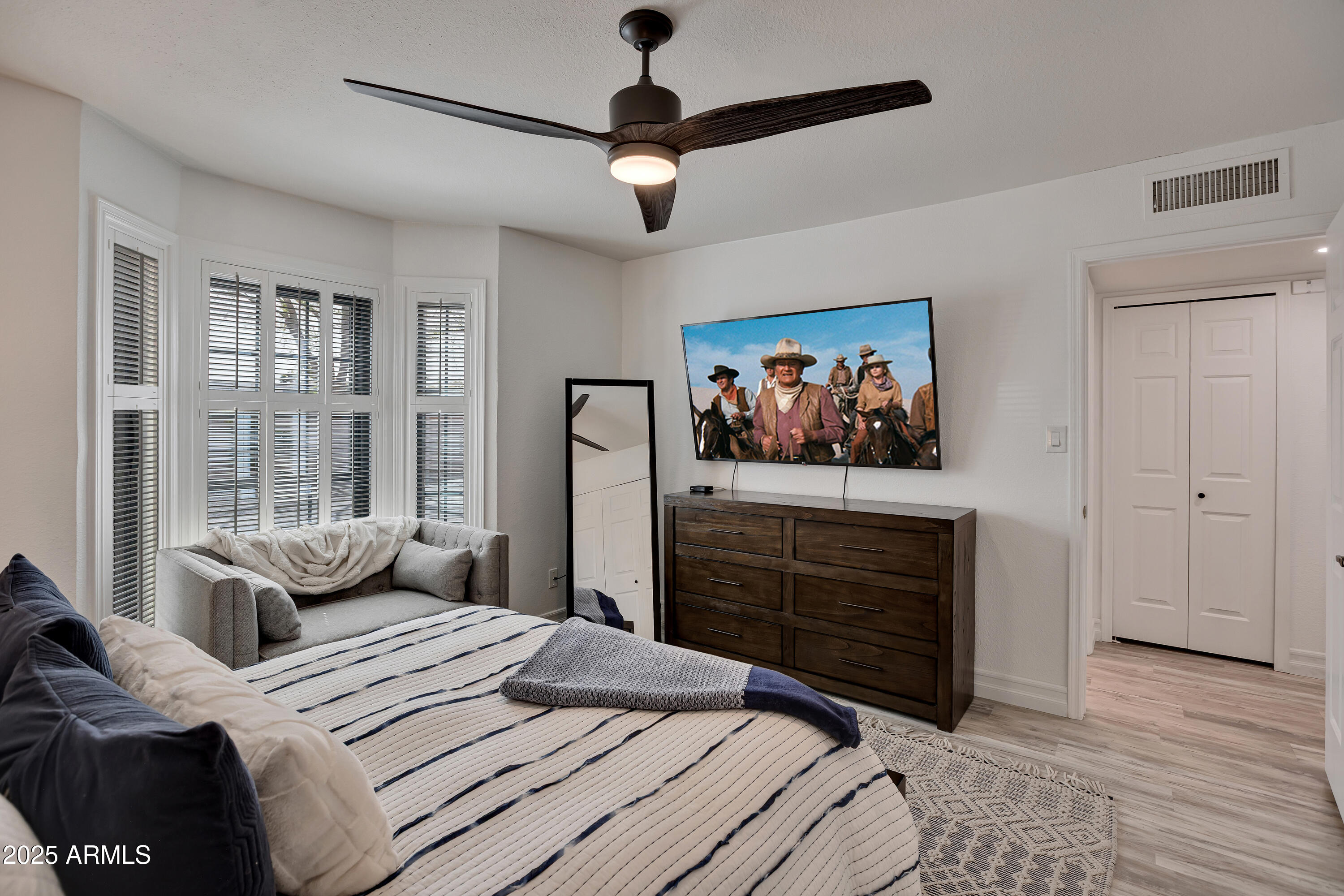 7350 E ARLINGTON Road