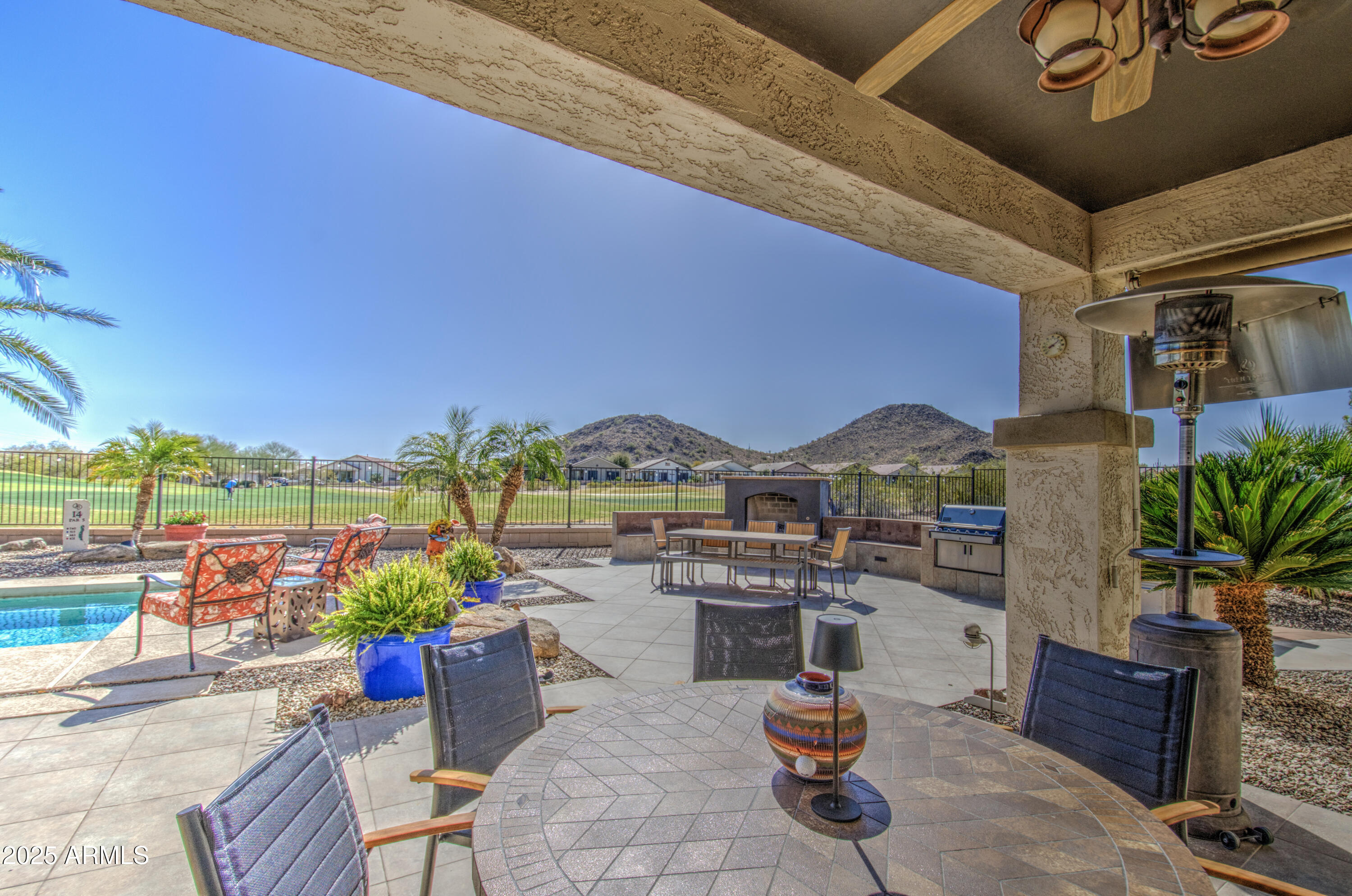 32241 N DOG LEG Court