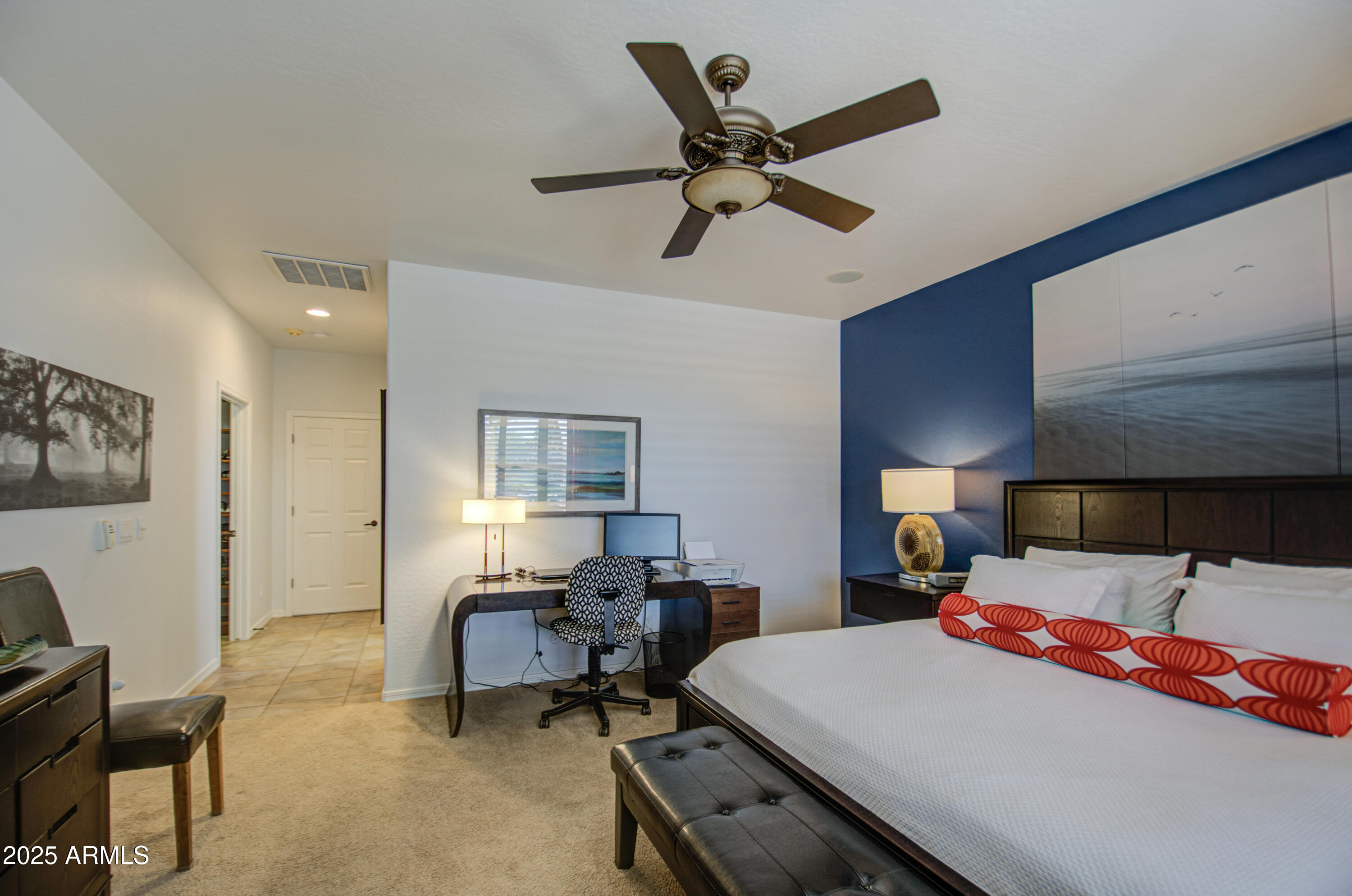 32241 N DOG LEG Court