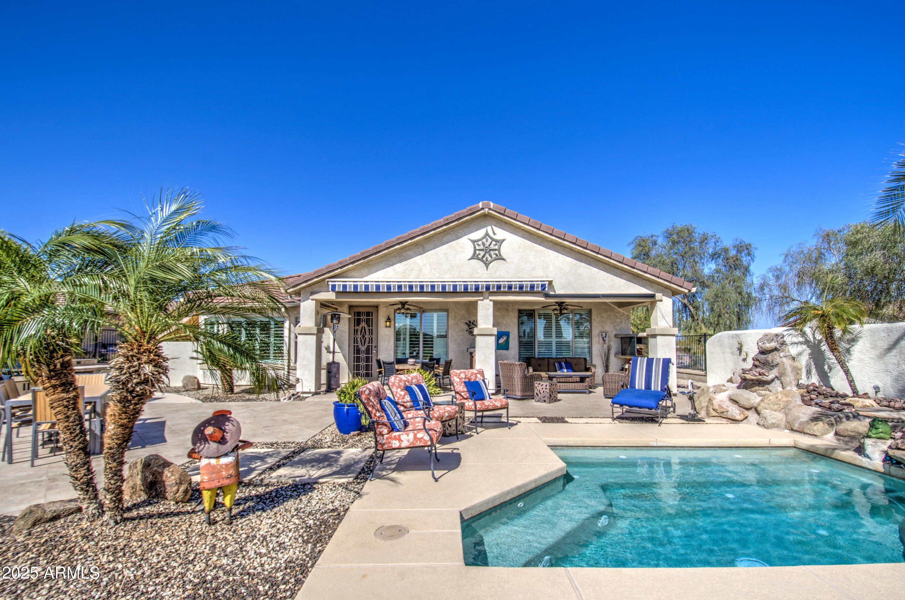 32241 N DOG LEG Court