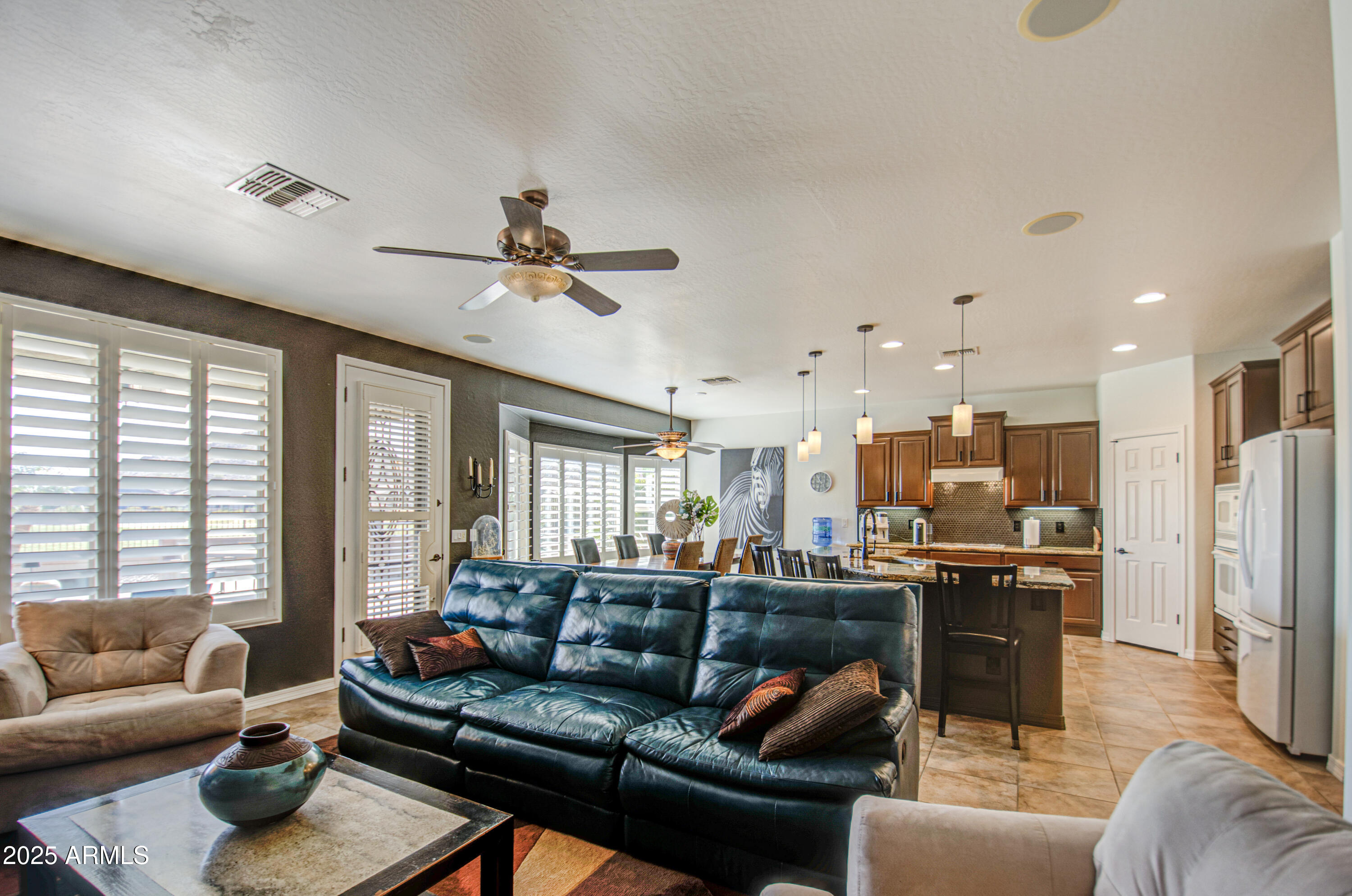 32241 N DOG LEG Court