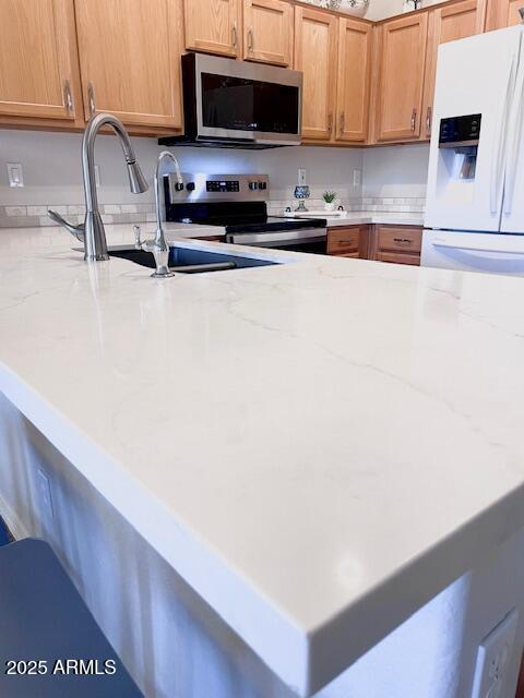 3921 E RUNAWAY BAY Place