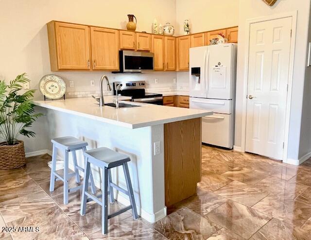 3921 E RUNAWAY BAY Place