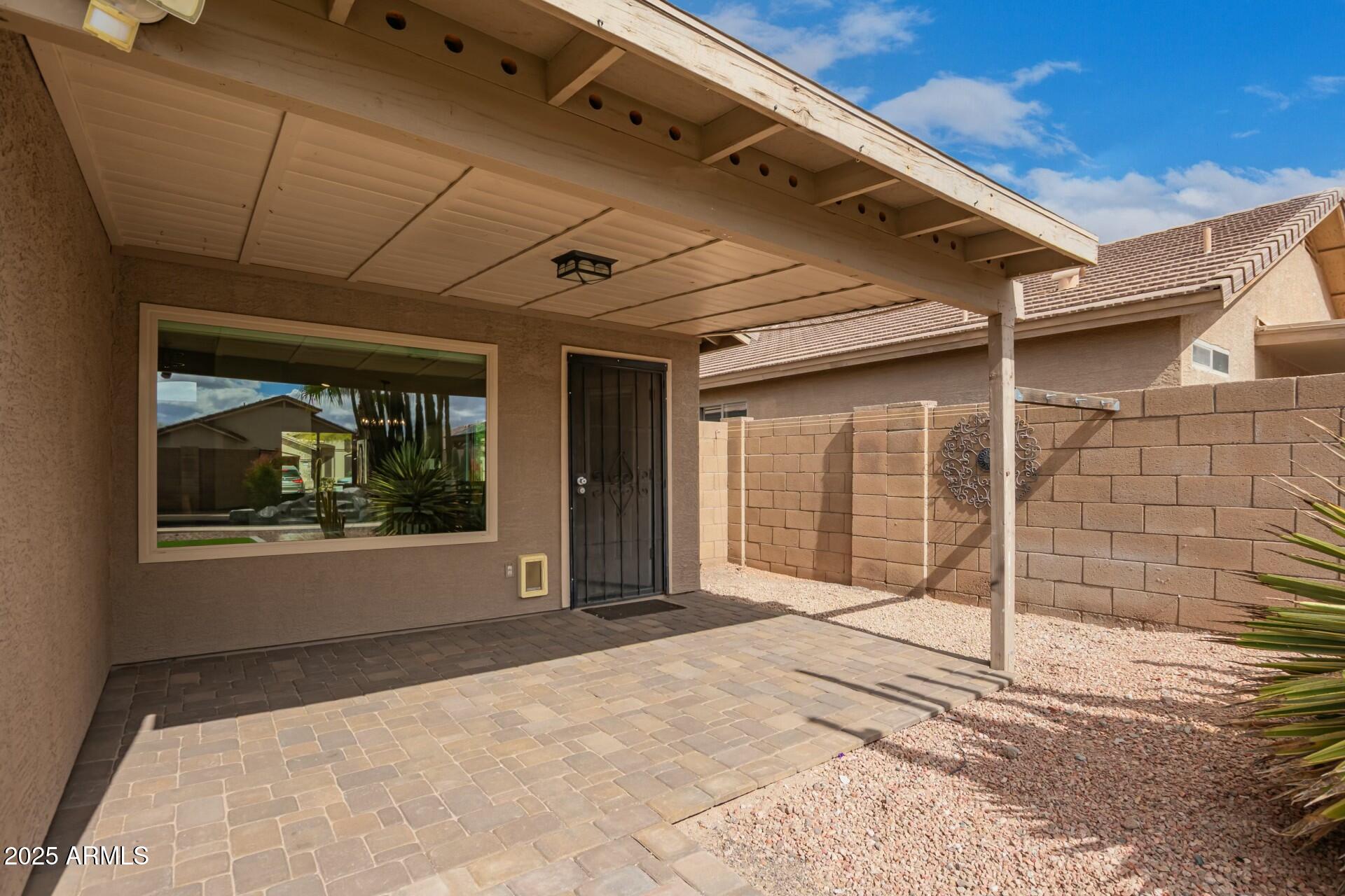 8867 E Avenida Las Noches --