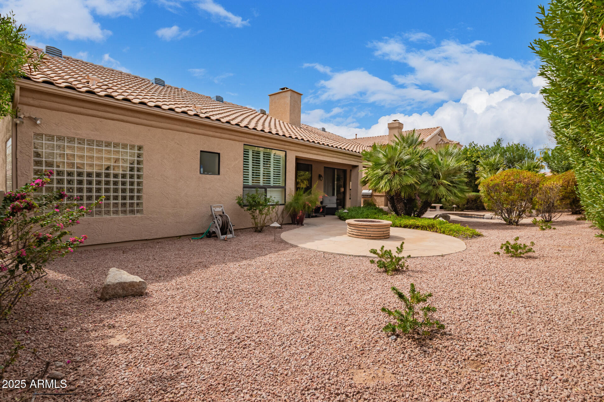 9104 E HILLERY Drive