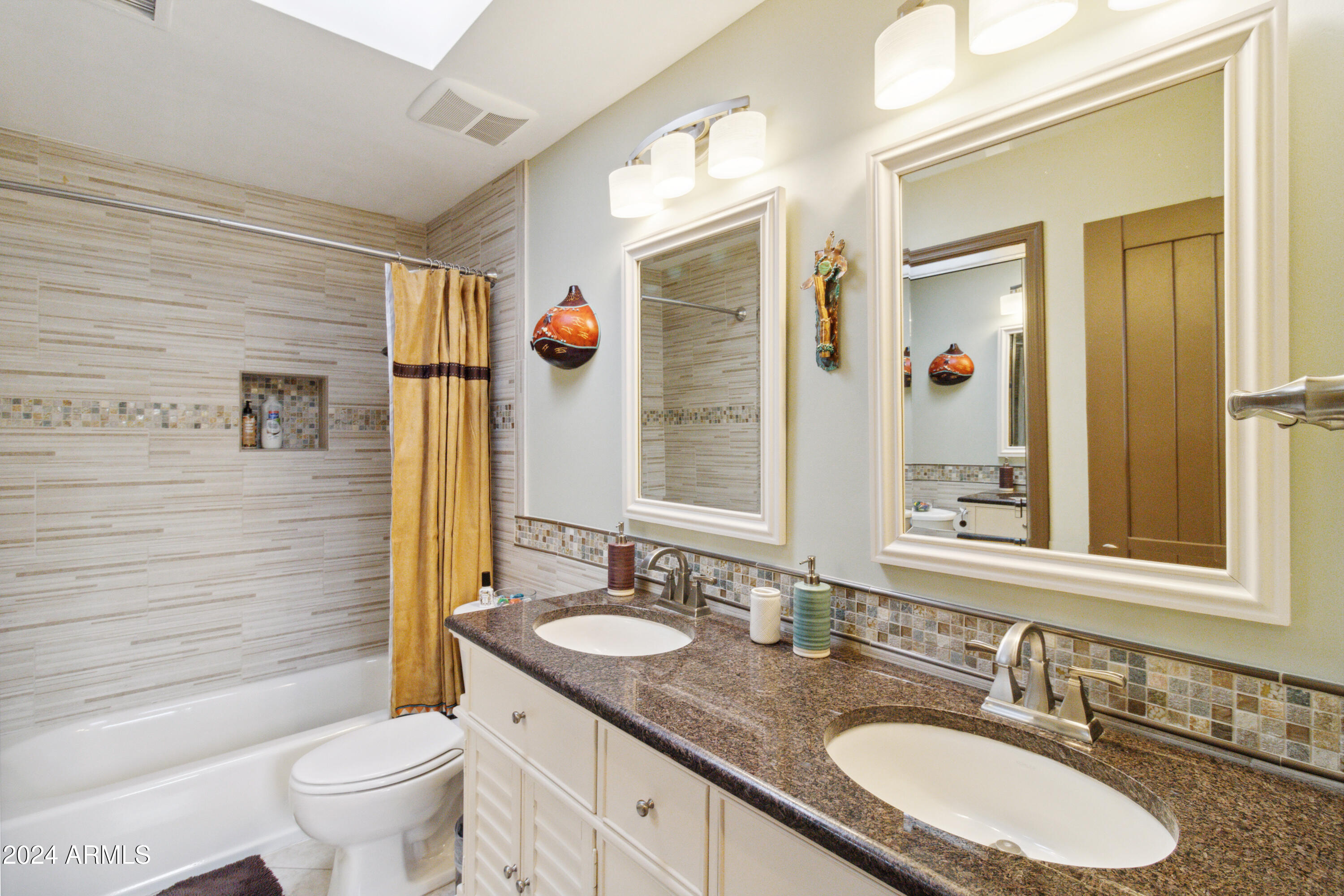 15440 E Mustang Drive