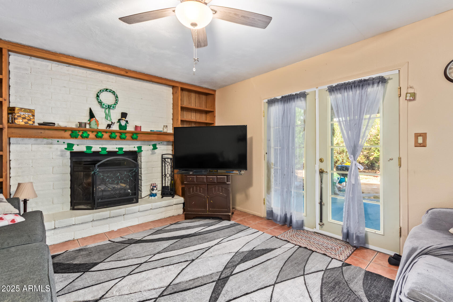 848 W KEATING Avenue