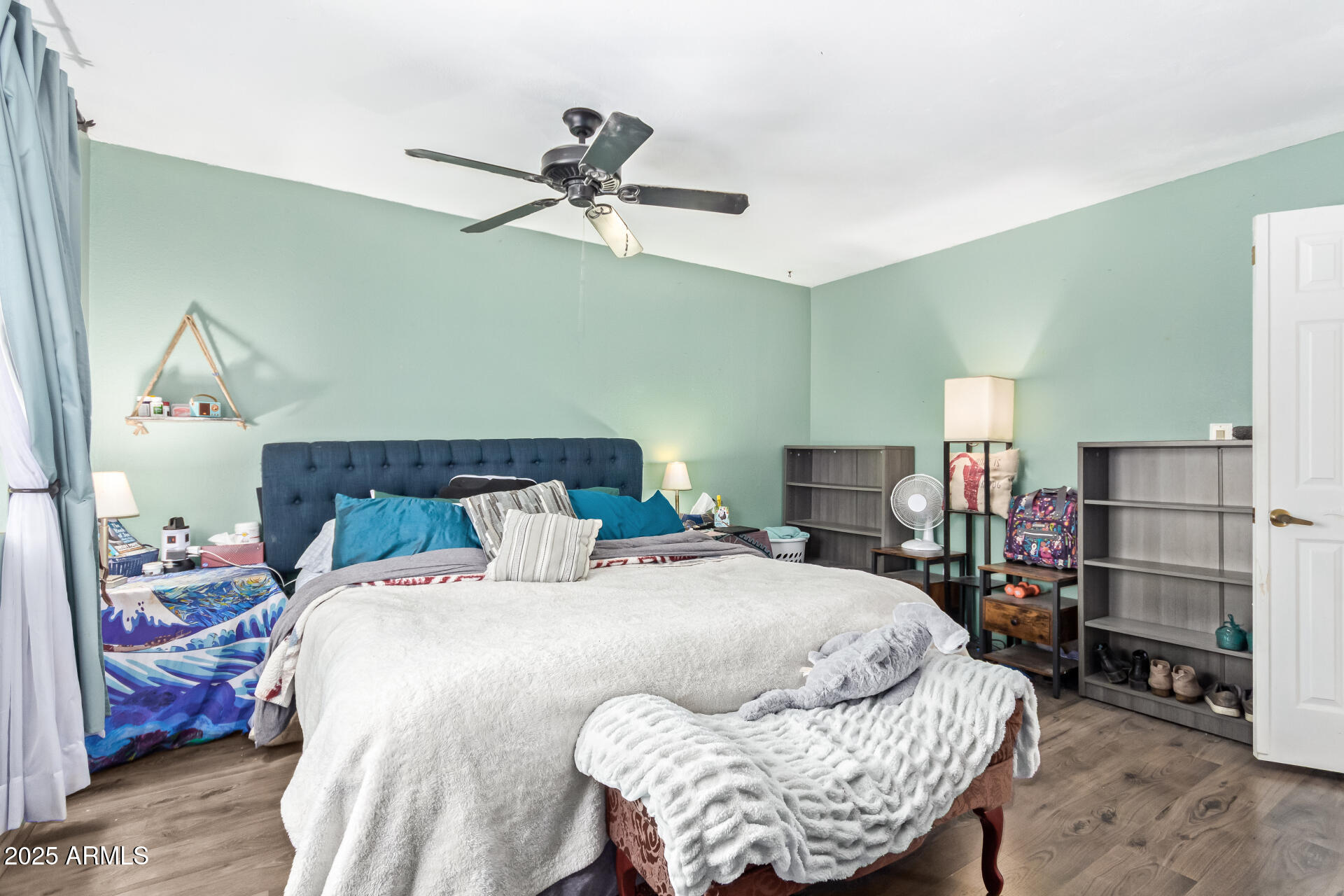 848 W KEATING Avenue