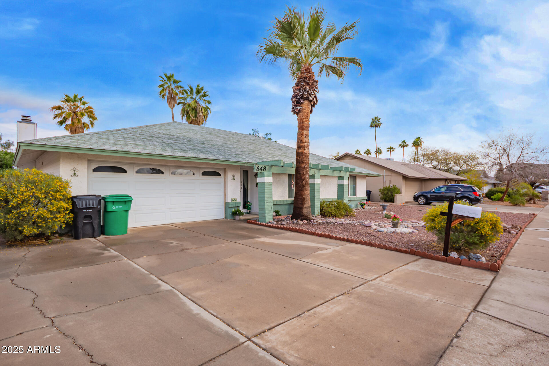 848 W KEATING Avenue