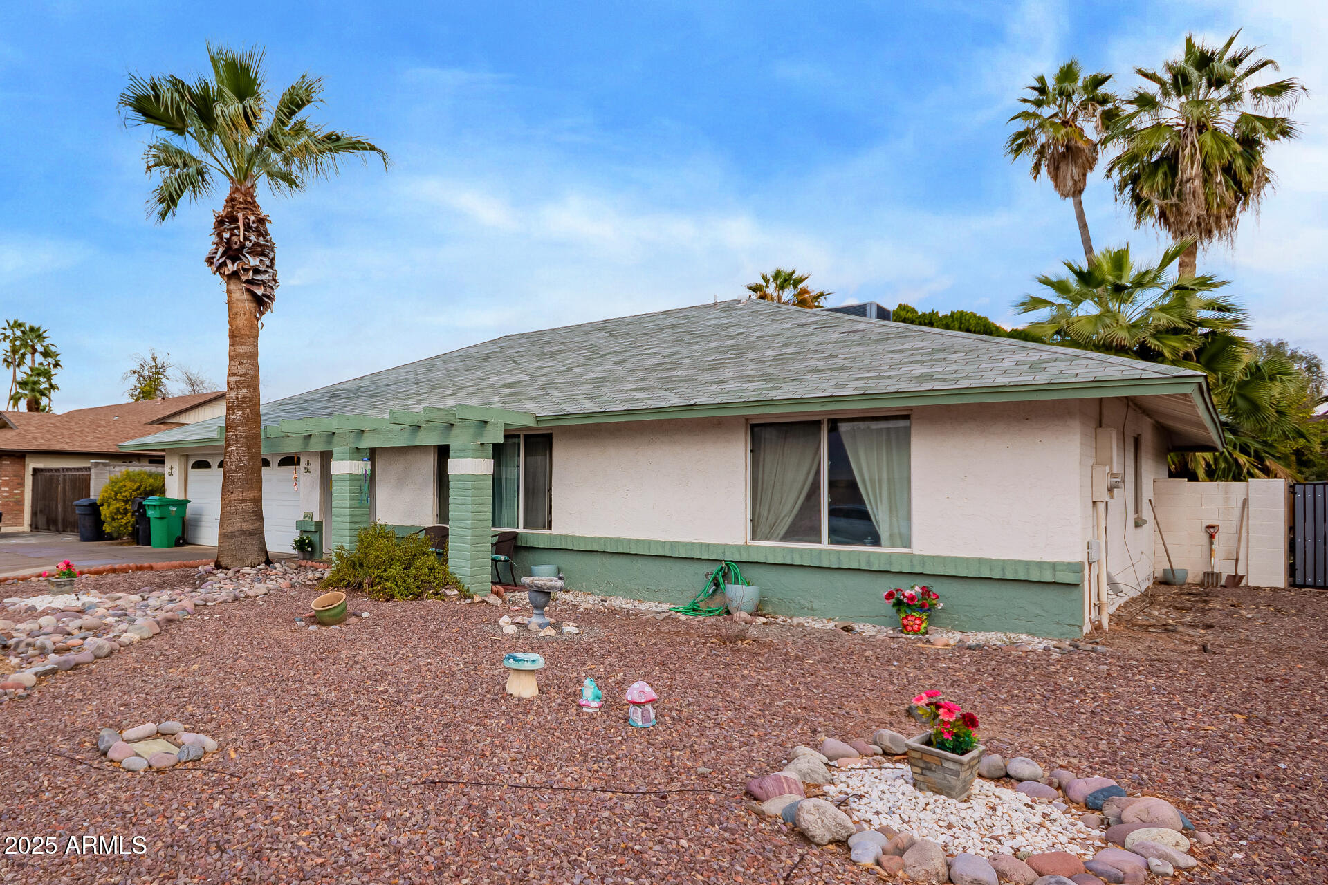 848 W KEATING Avenue