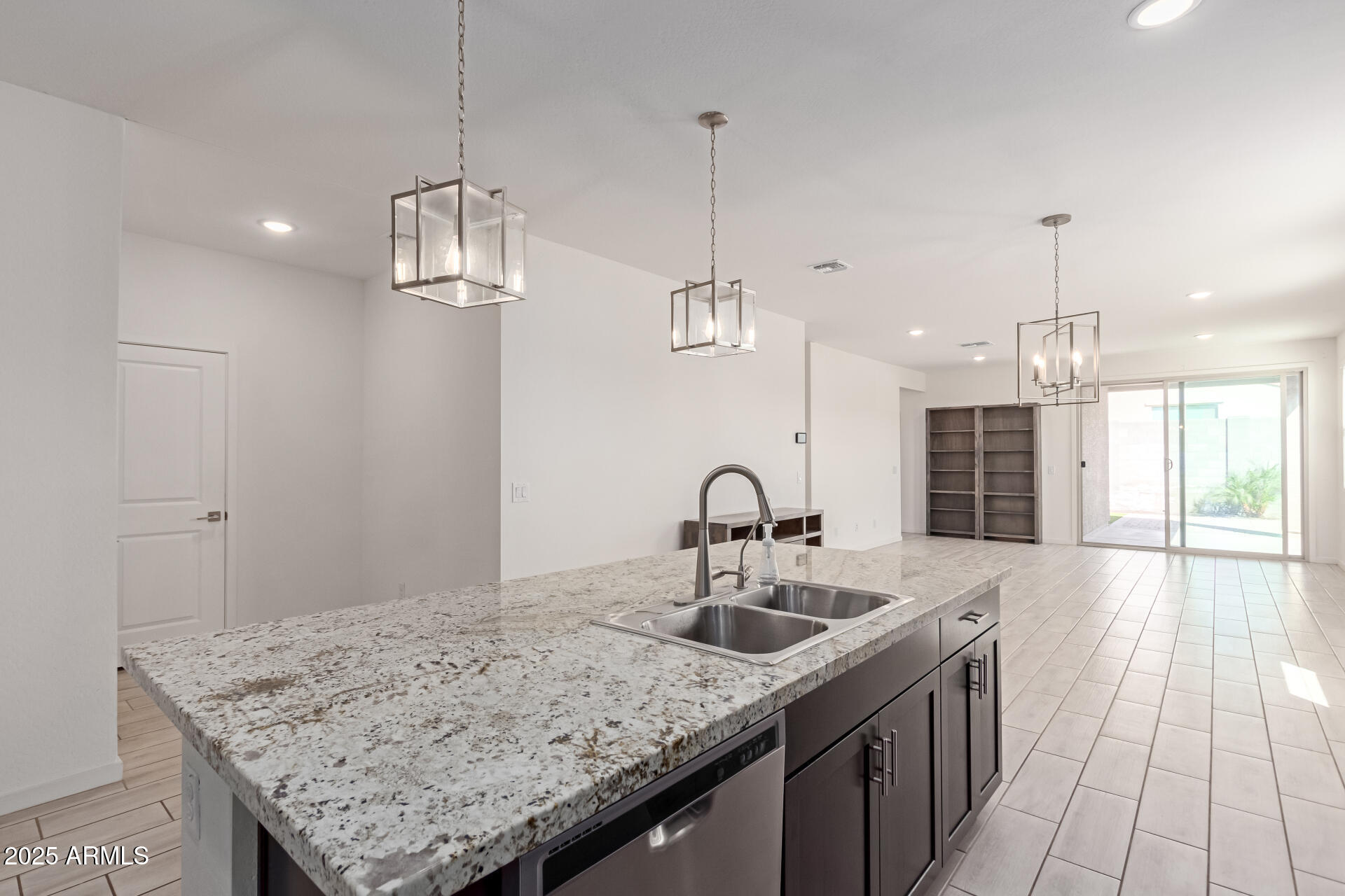 12324 W NORTHVIEW Avenue