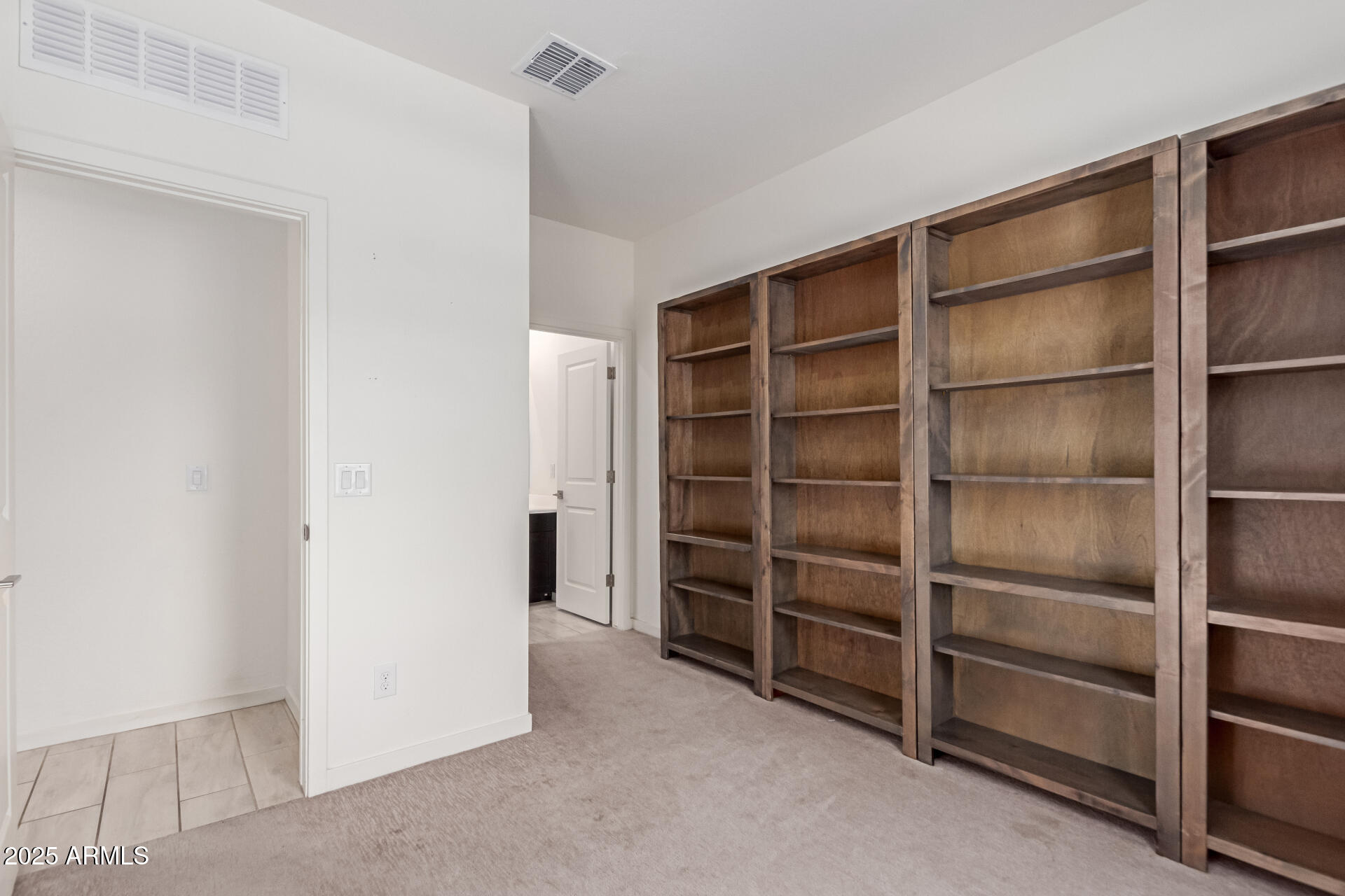 12324 W NORTHVIEW Avenue