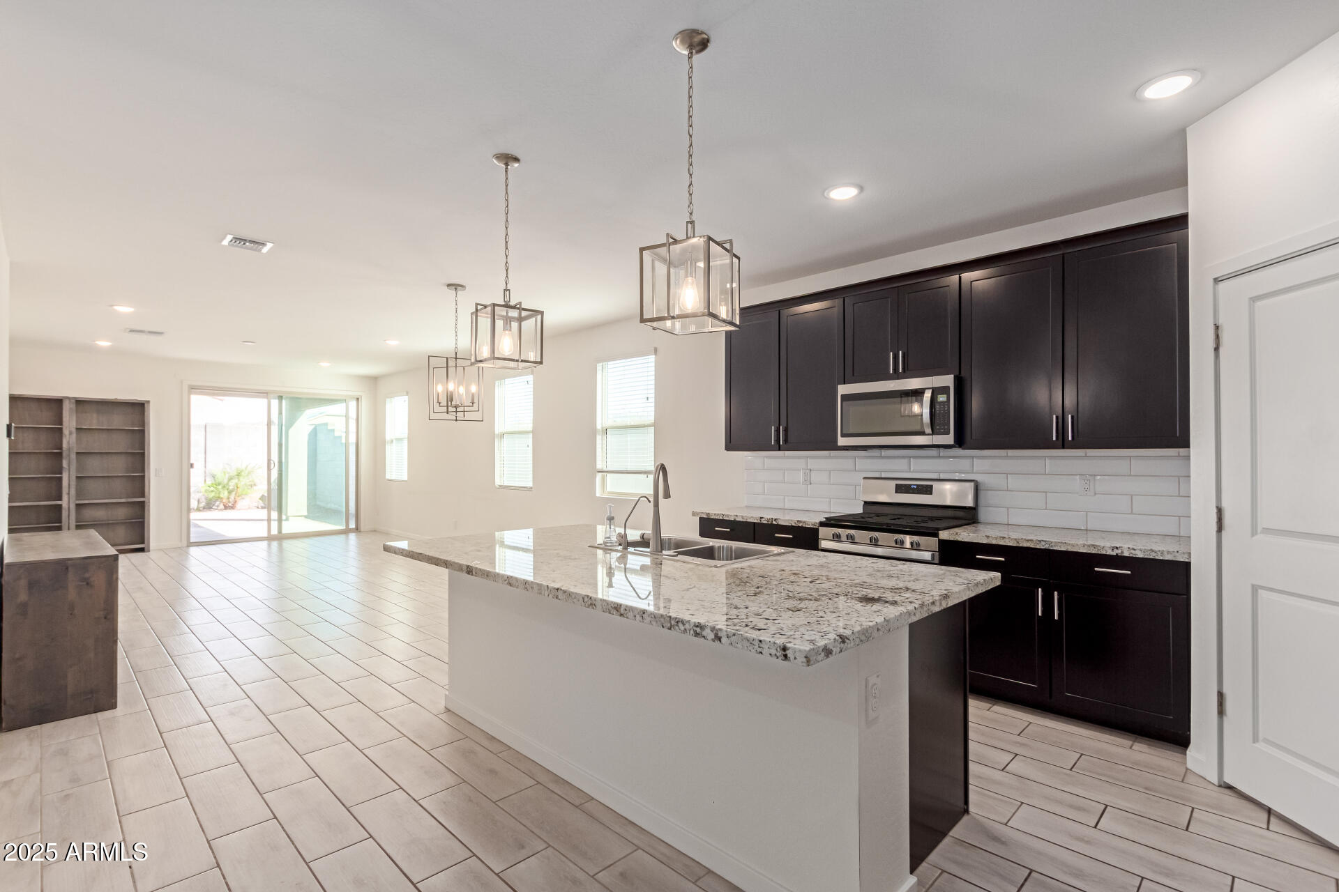 12324 W NORTHVIEW Avenue