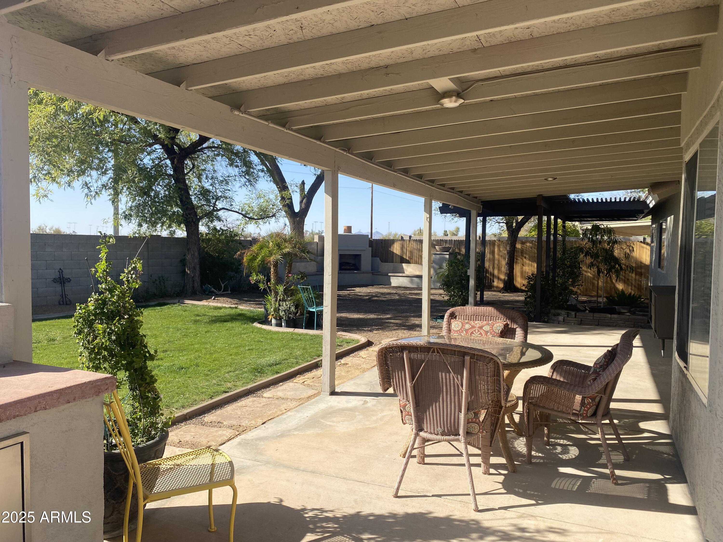 1046 N GILA VERDE Street