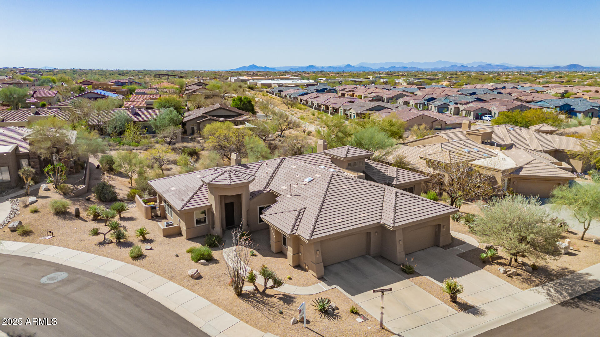 7411 E QUIEN SABE Way