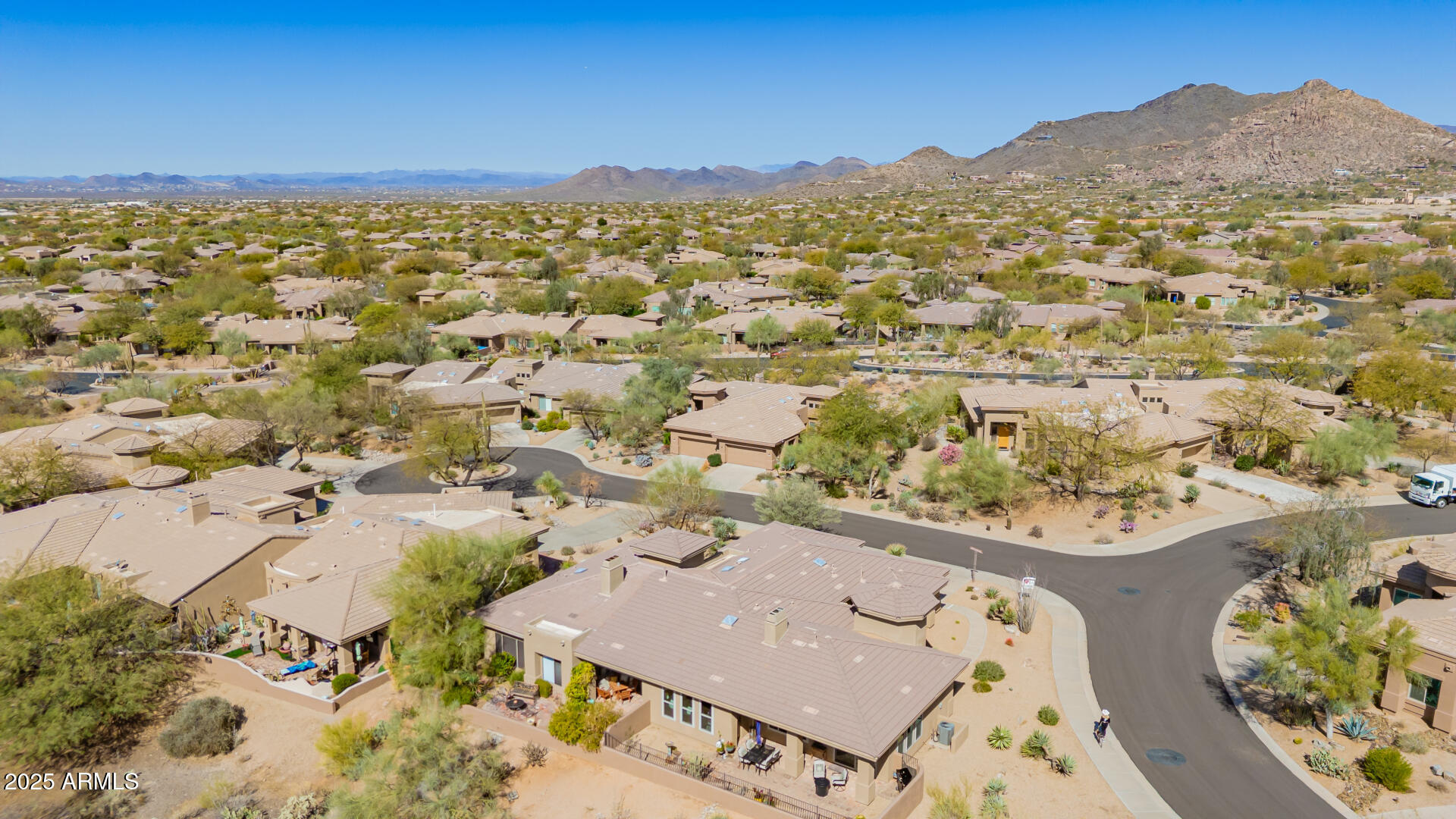 7411 E QUIEN SABE Way