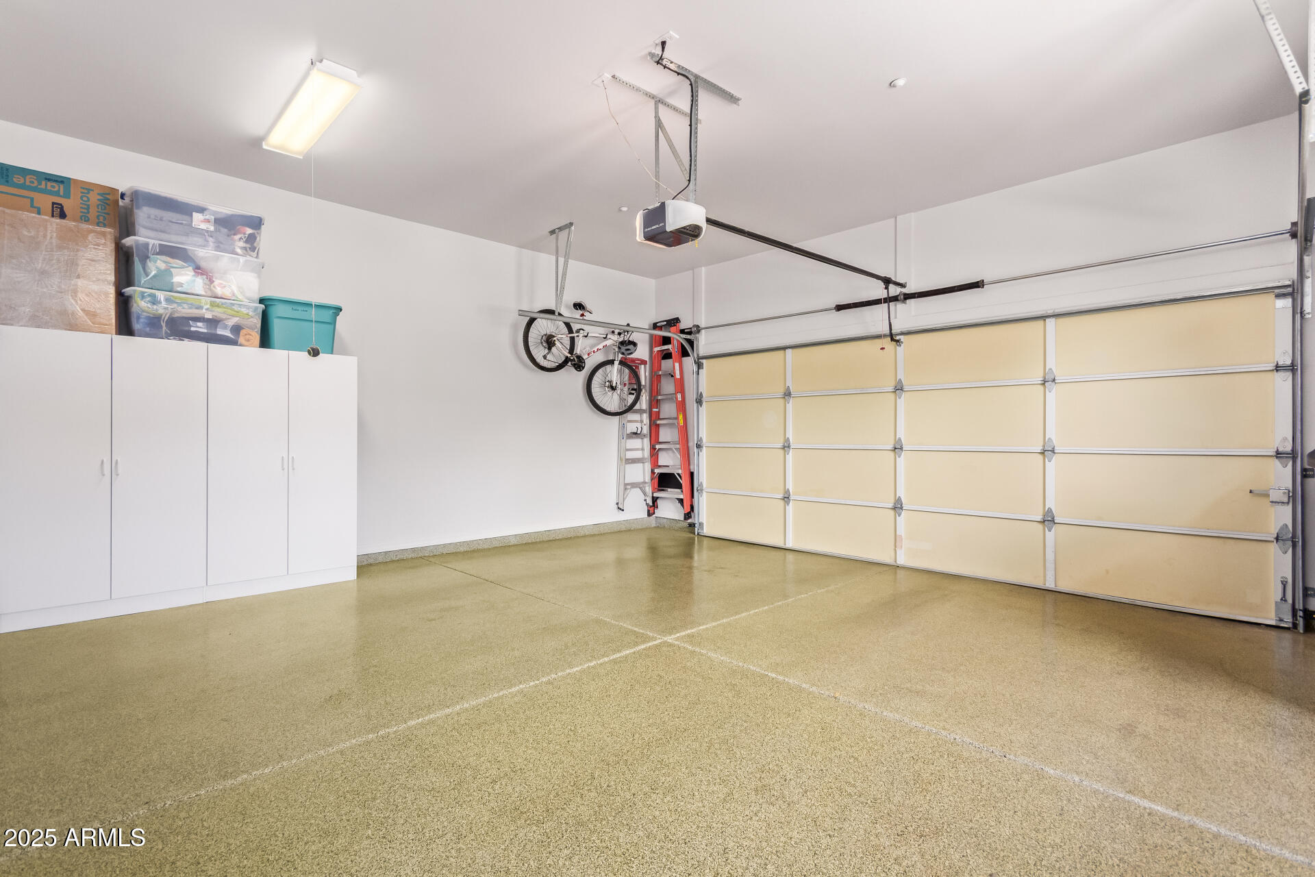 7411 E QUIEN SABE Way