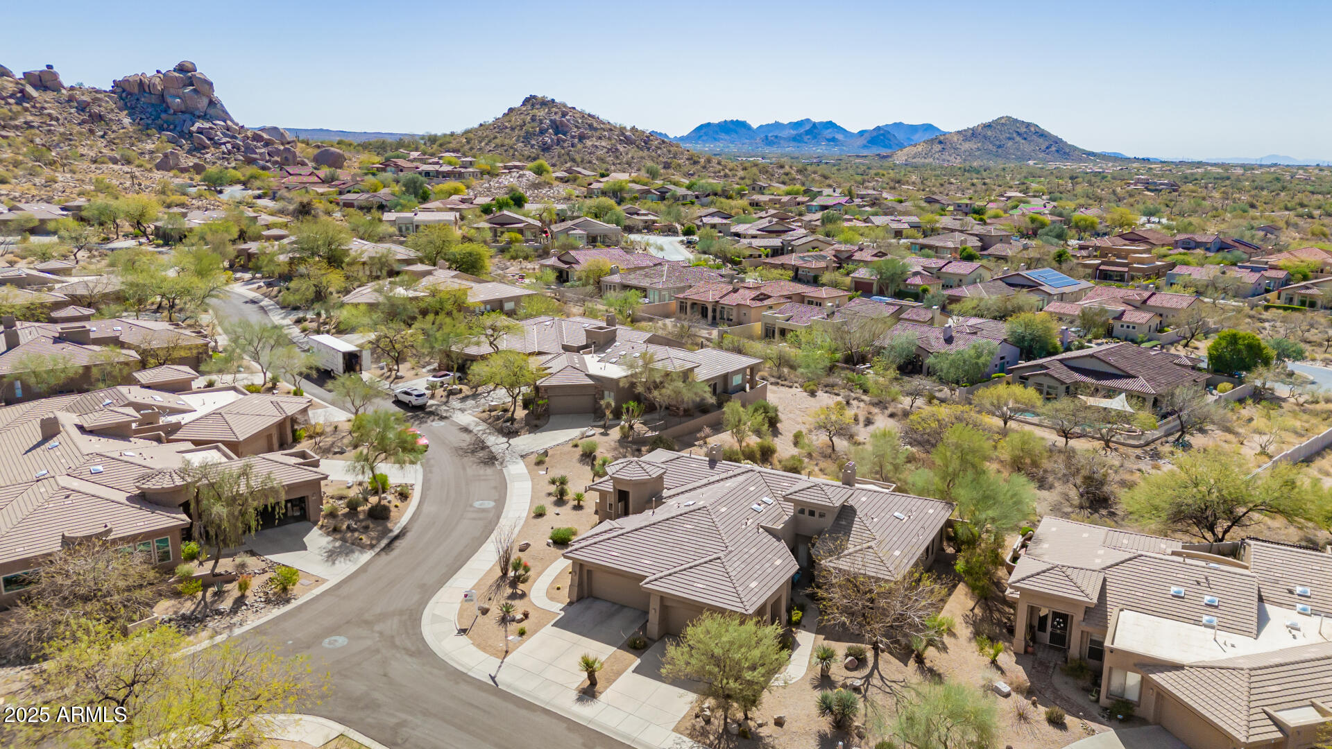 7411 E QUIEN SABE Way