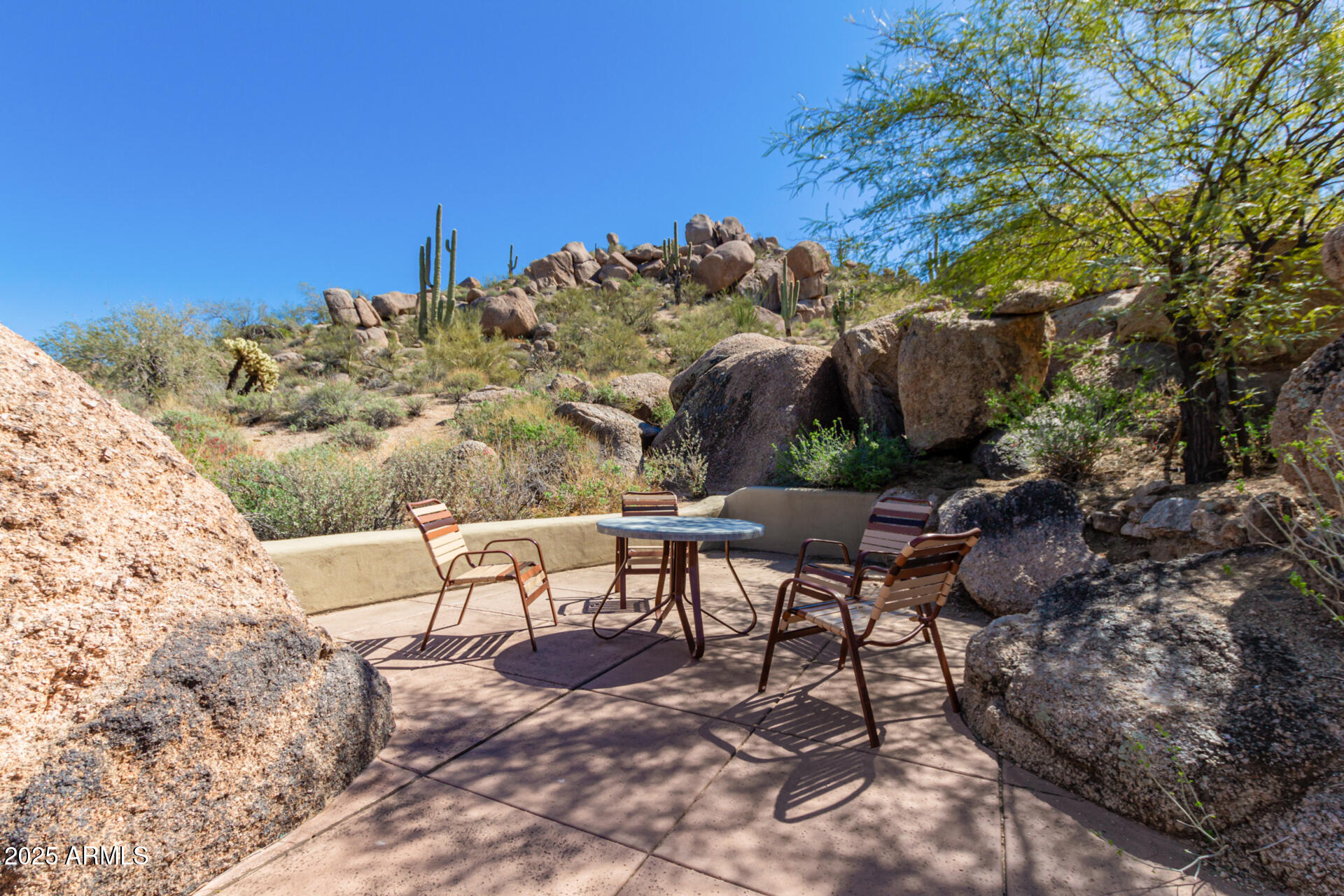 7411 E QUIEN SABE Way