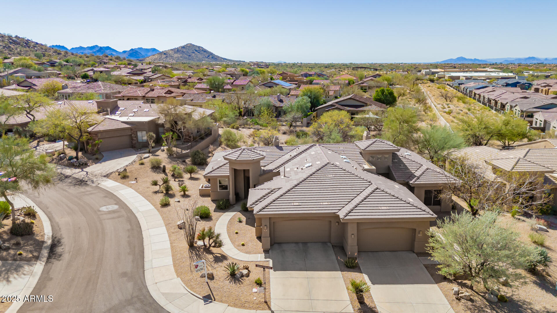 7411 E QUIEN SABE Way