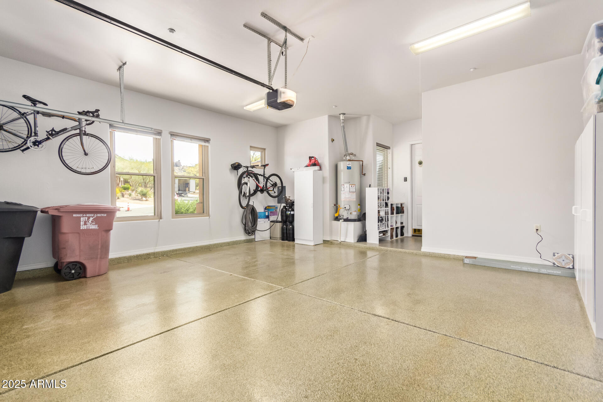 7411 E QUIEN SABE Way