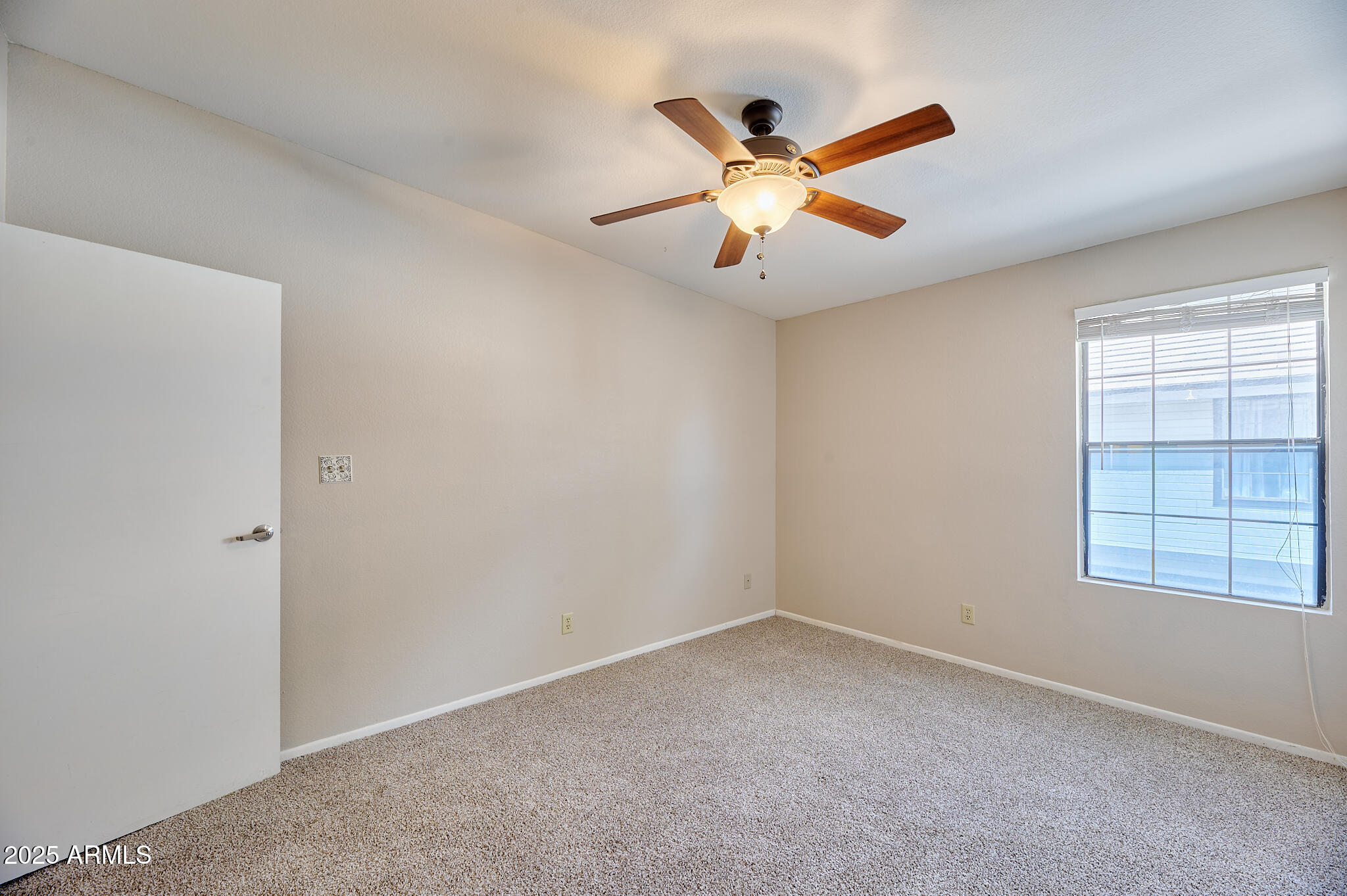 20 S BUENA VISTA Avenue, 207