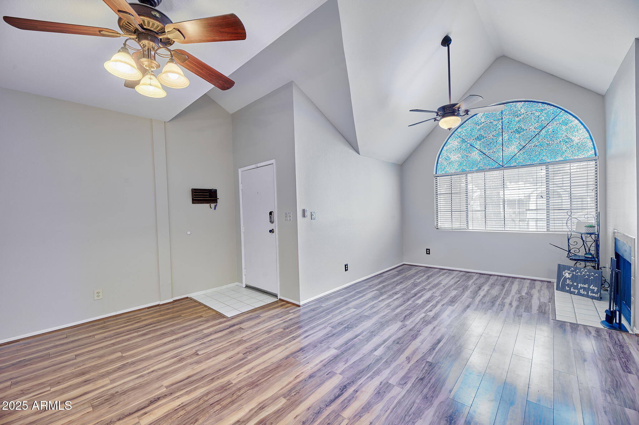 20 S BUENA VISTA Avenue, 207