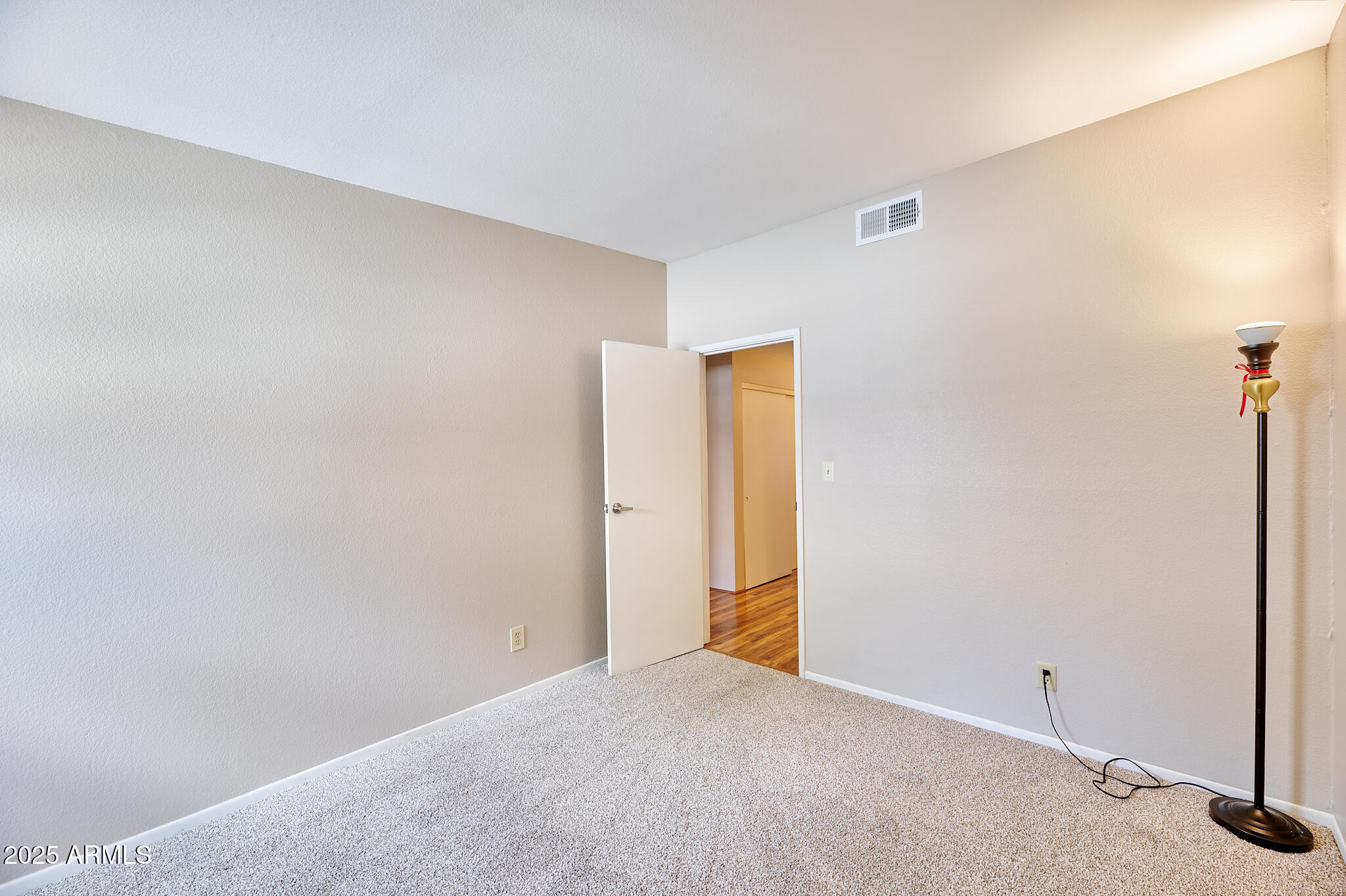 20 S BUENA VISTA Avenue, 207