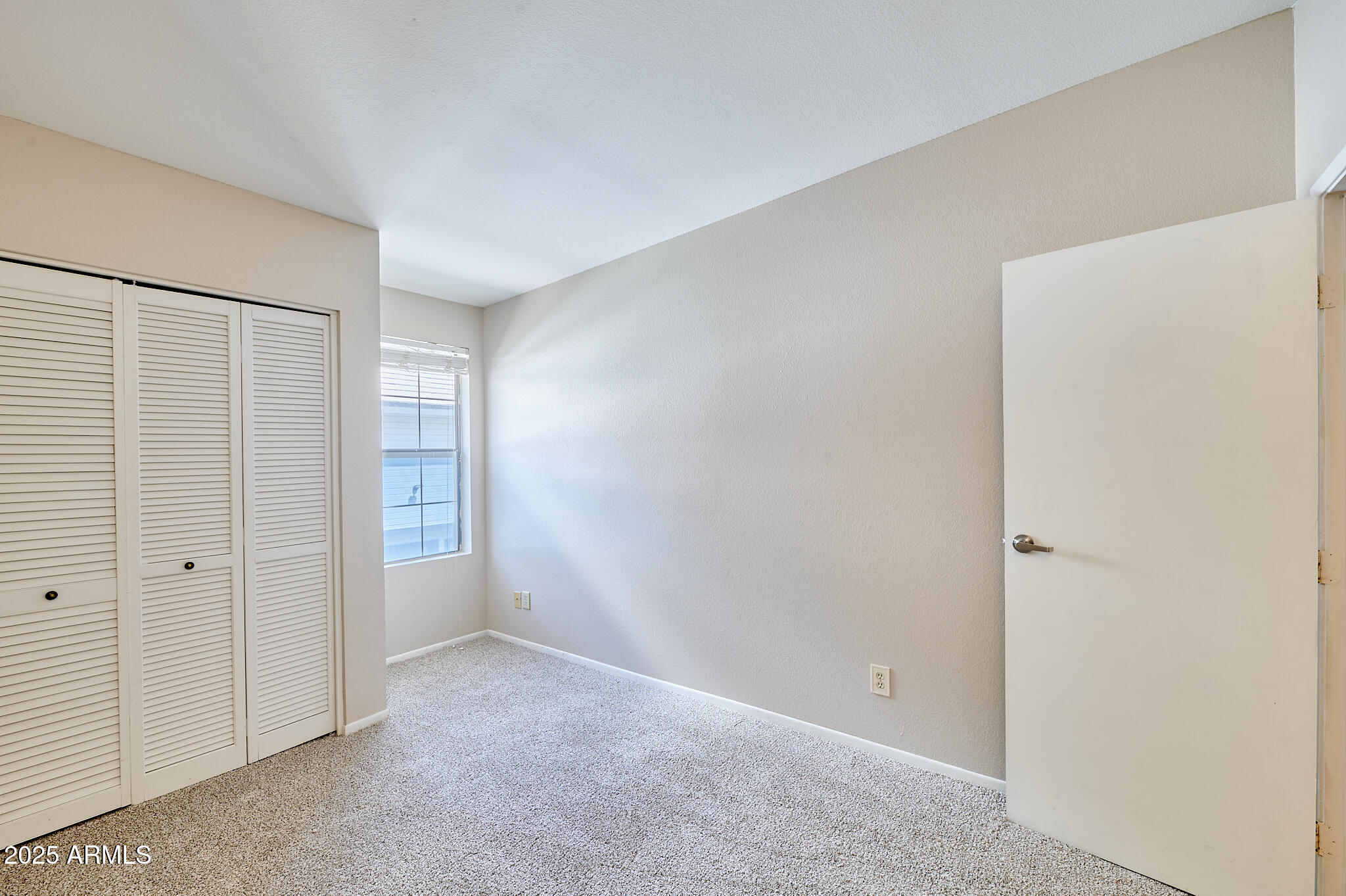 20 S BUENA VISTA Avenue, 207