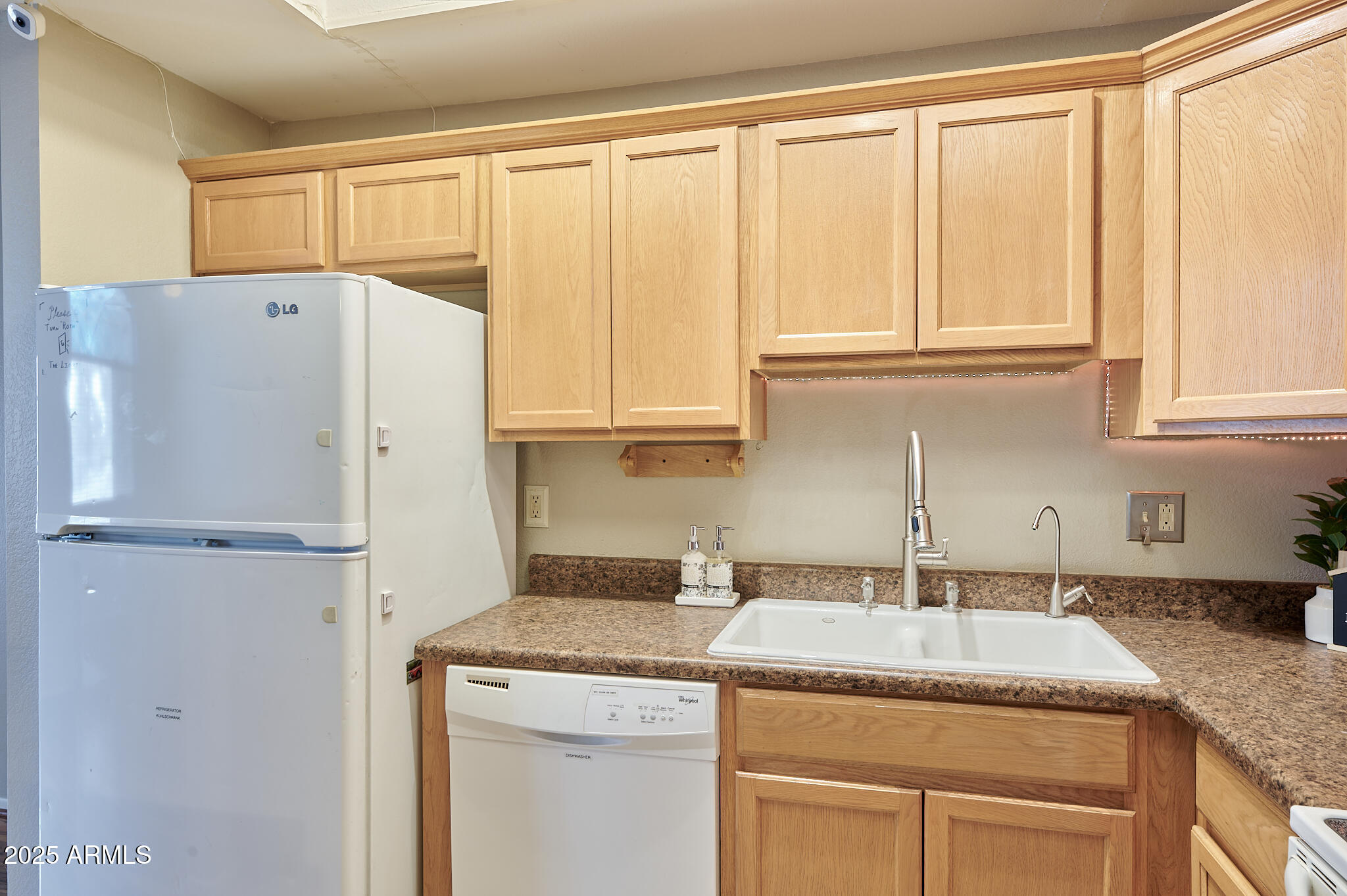 20 S BUENA VISTA Avenue, 207