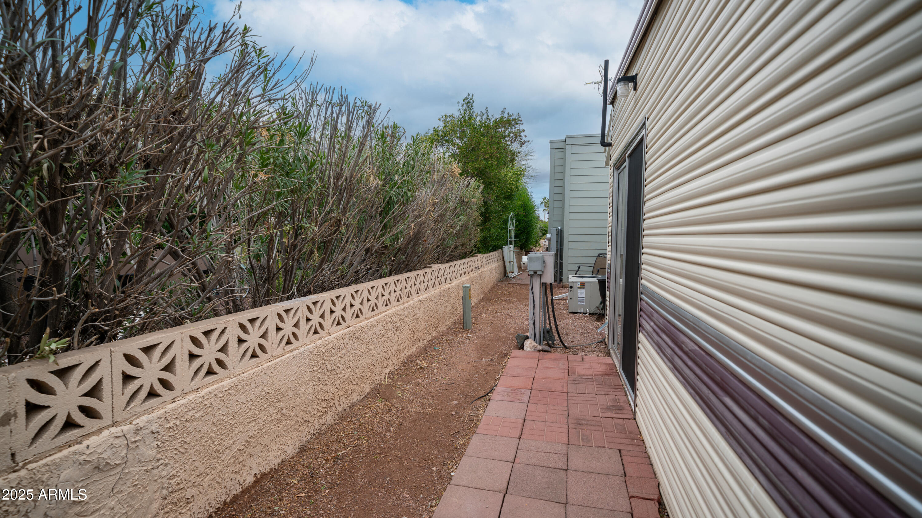 557 ROCK HOUND Drive, 557