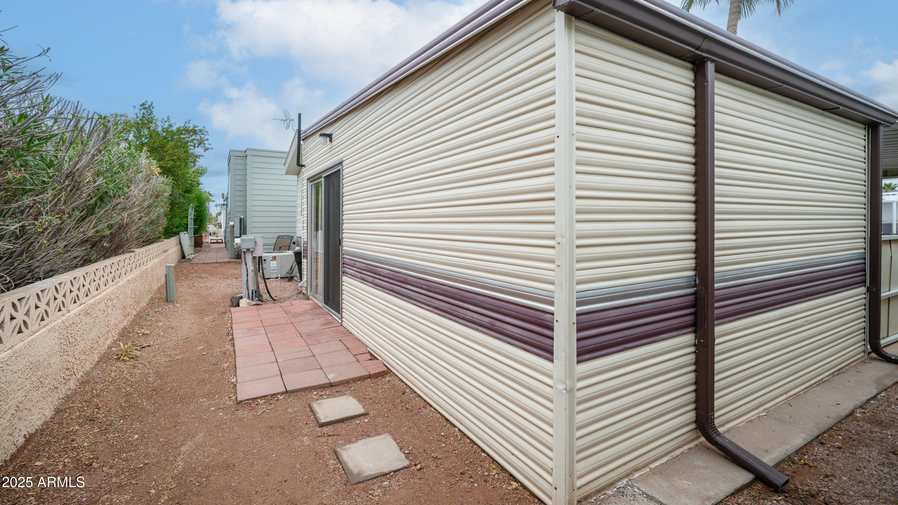 557 ROCK HOUND Drive, 557