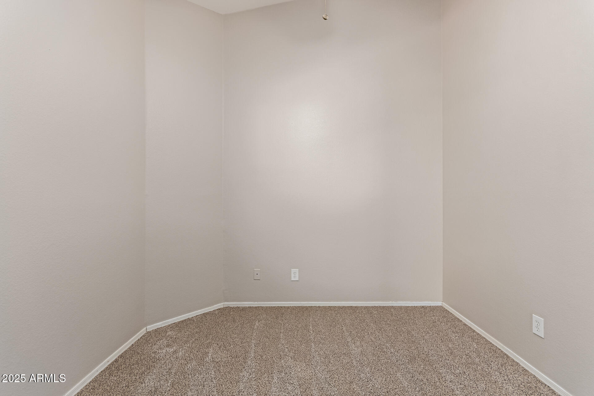 9423 E POSADA Avenue