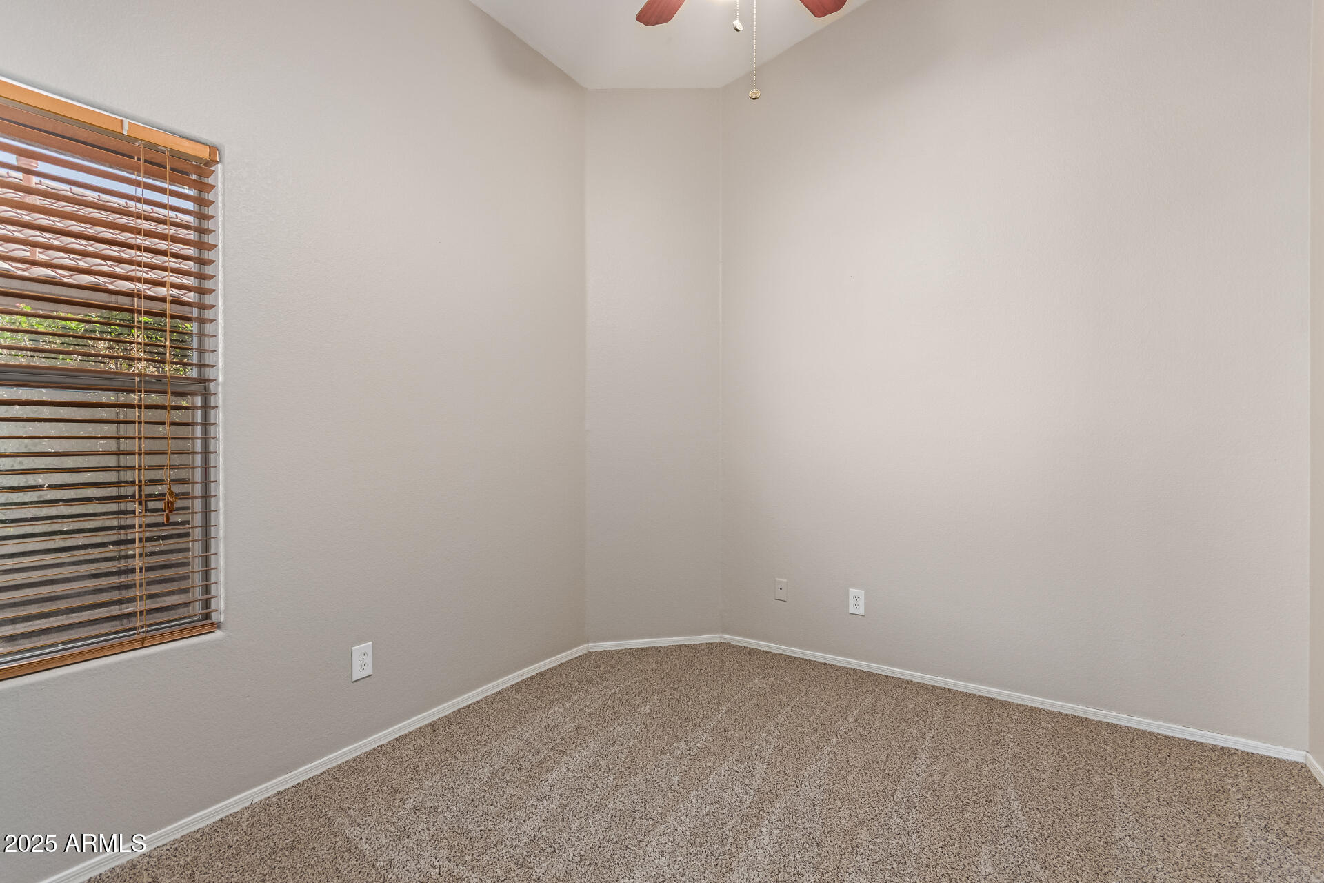 9423 E POSADA Avenue